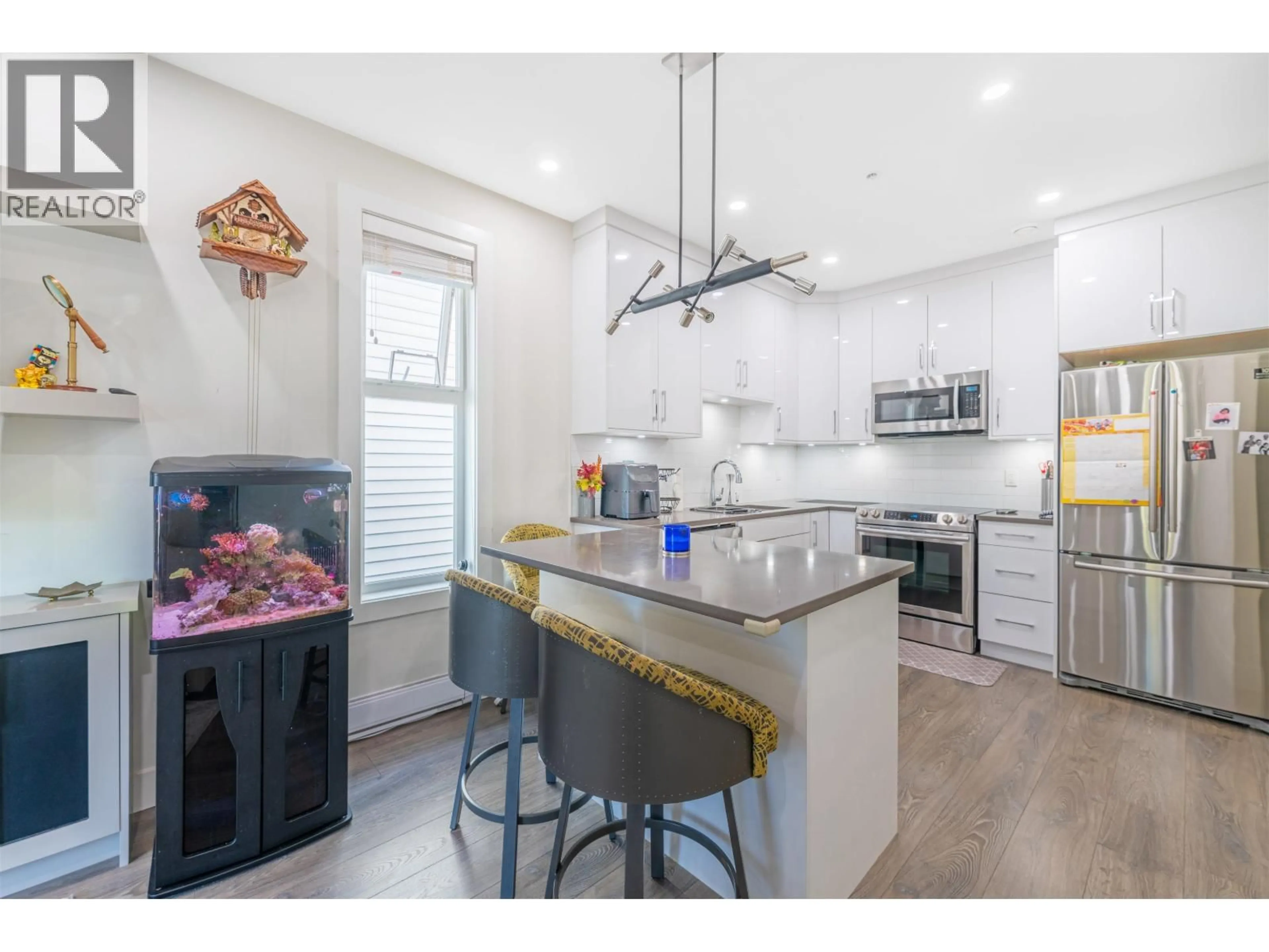 Open concept kitchen, unknown for 5069 EARLES STREET, Vancouver British Columbia V5R3R8