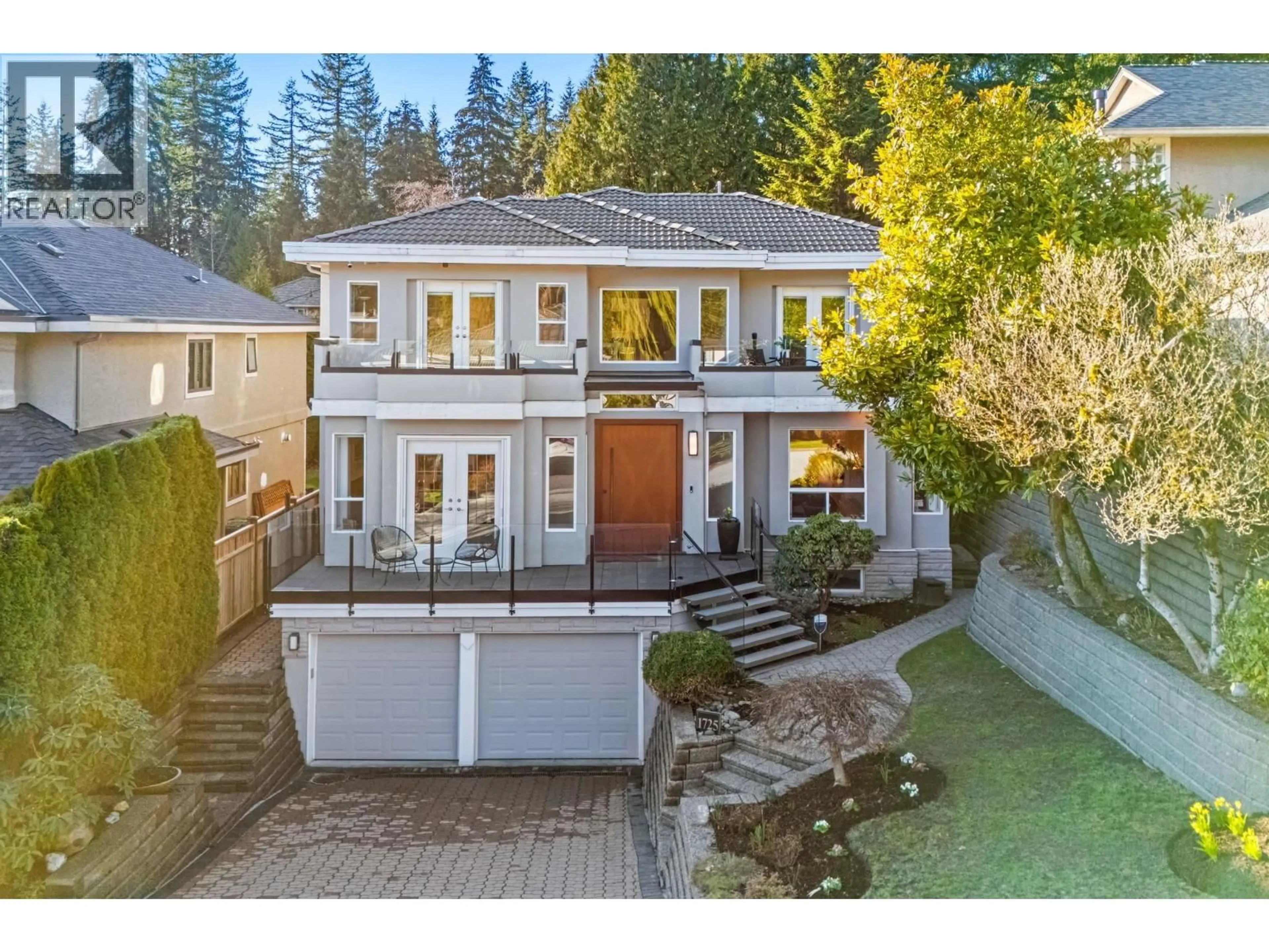 A pic from outside/outdoor area/front of a property/back of a property/a pic from drone, street for 1725 ORKNEY PLACE, North Vancouver British Columbia V7H2Z1