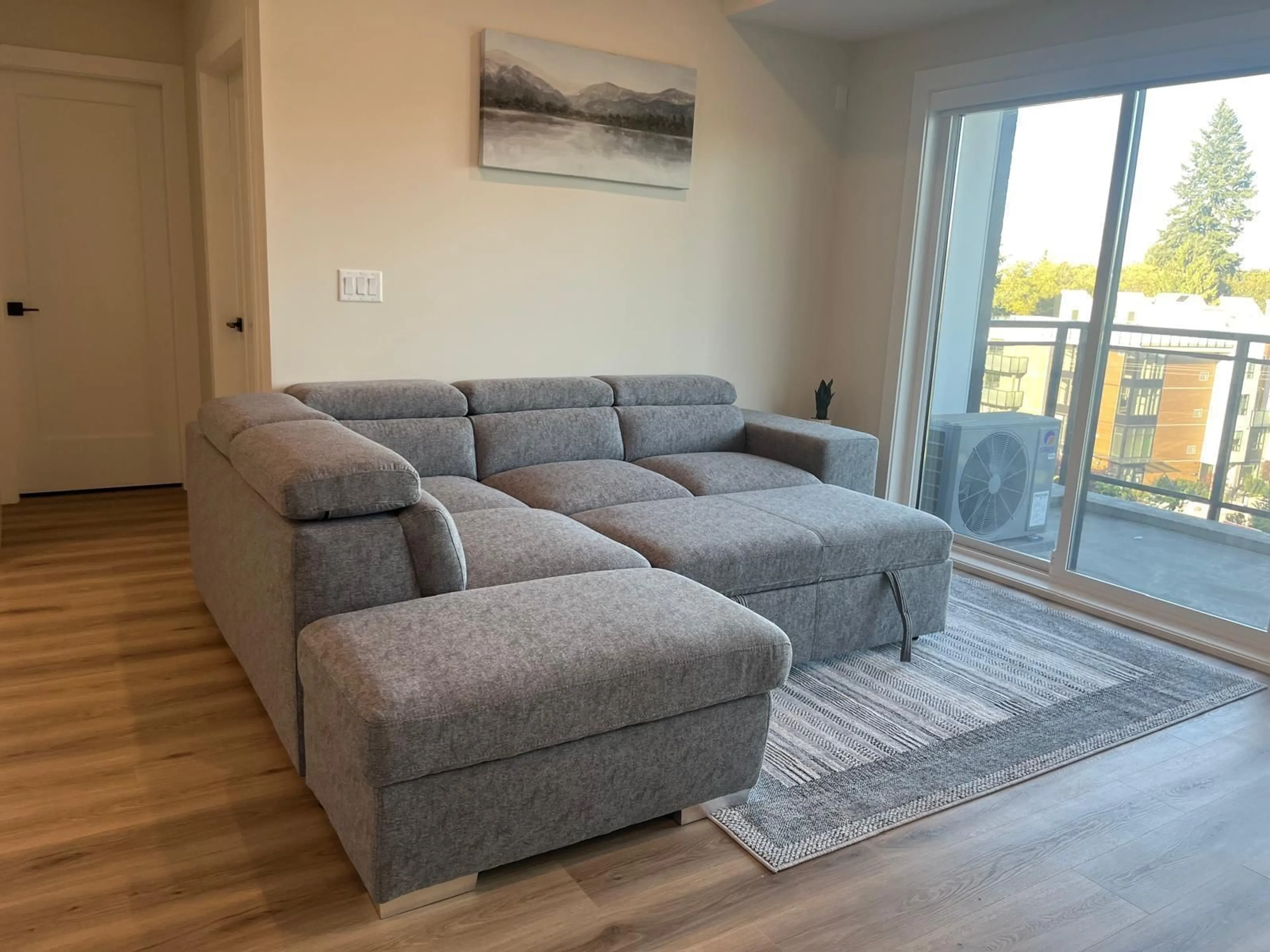 Living room with furniture, unknown for 405 - 6285 KING GEORGE BOULEVARD, Surrey British Columbia V3X0L3