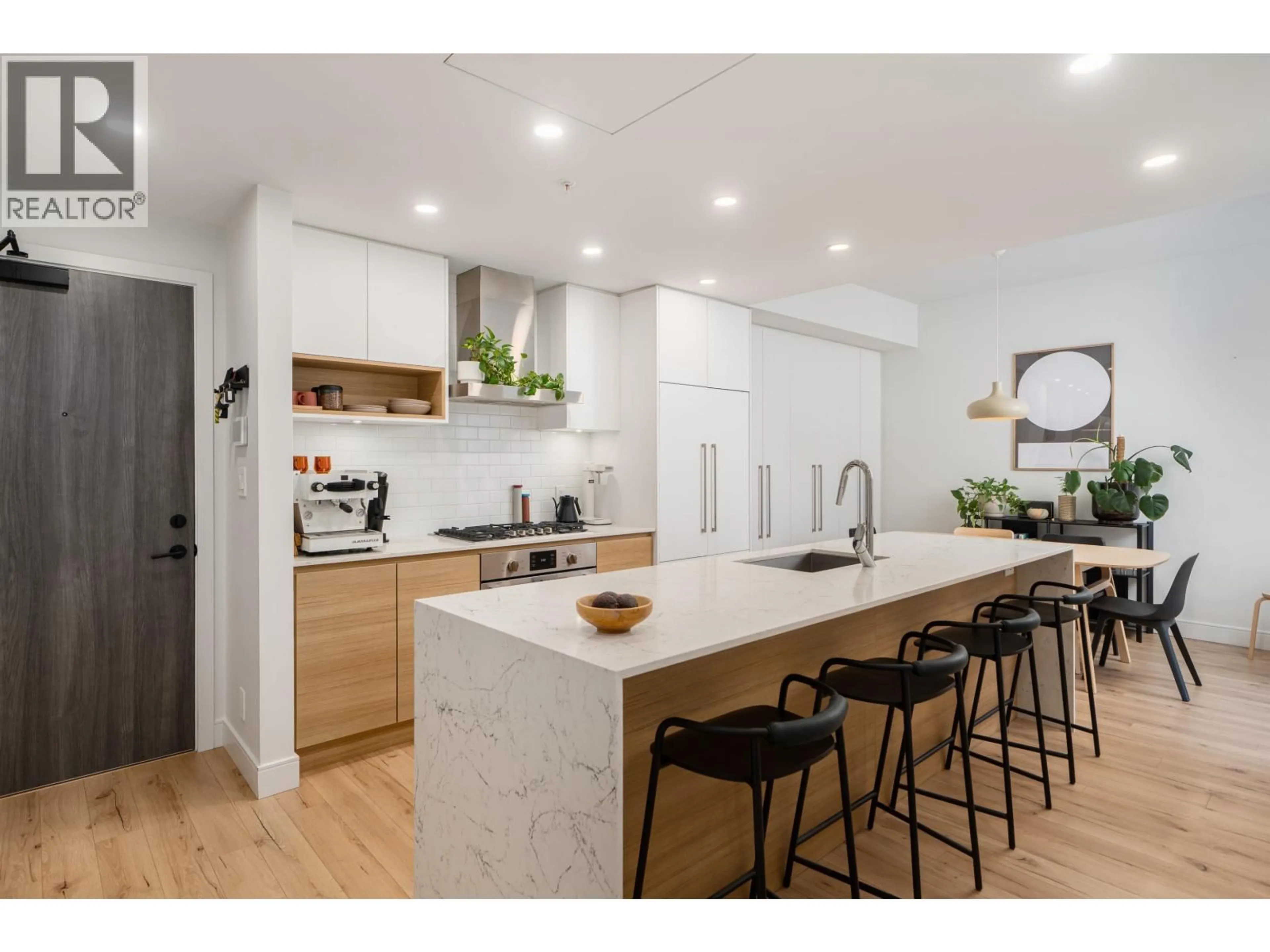 Open concept kitchen, wood/laminate floor for 508 - 55 KLAHANIE DRIVE, Port Moody British Columbia V3H0M9