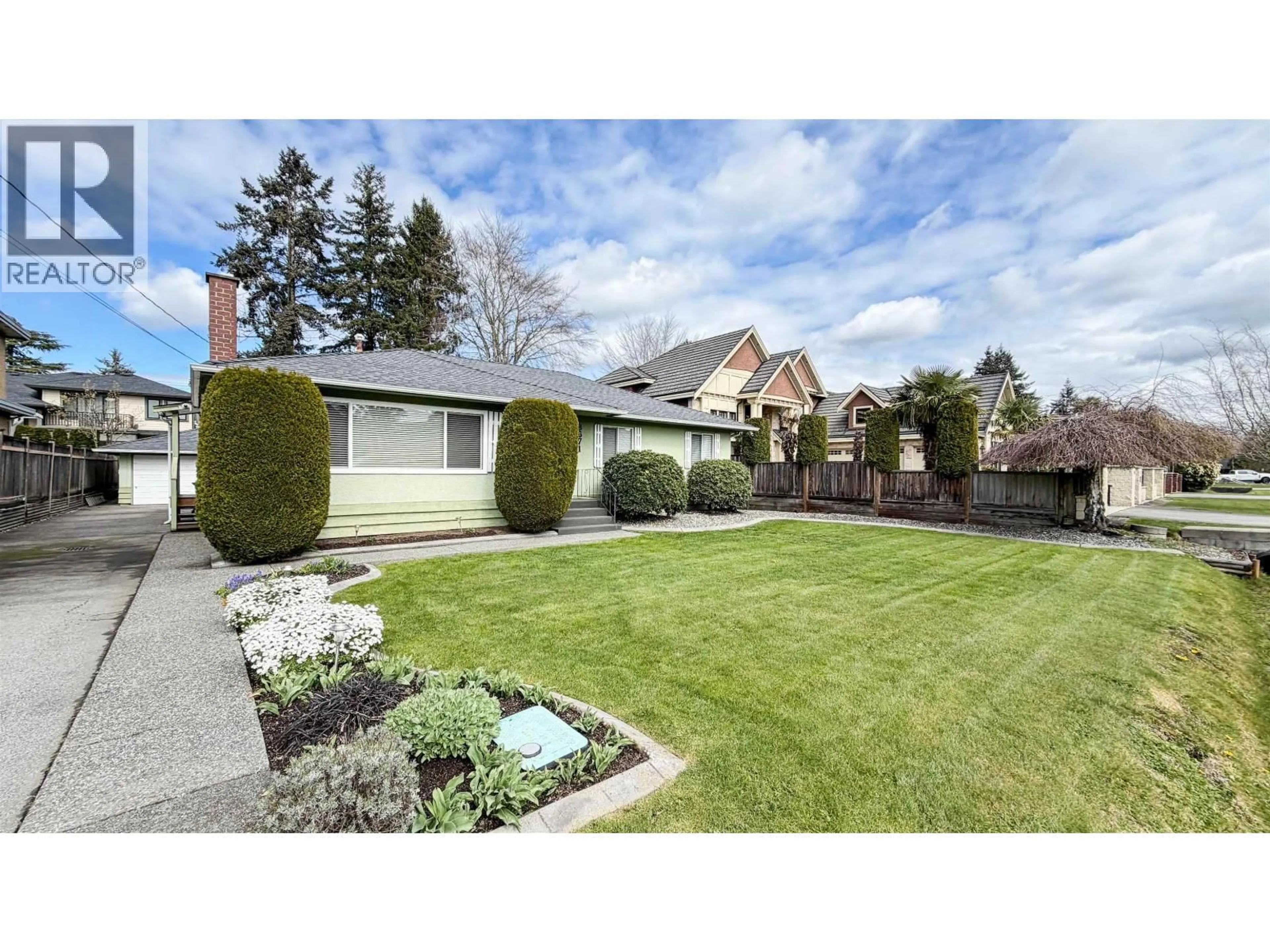 Unknown for 8671 MOWBRAY ROAD, Richmond British Columbia V7A2B9