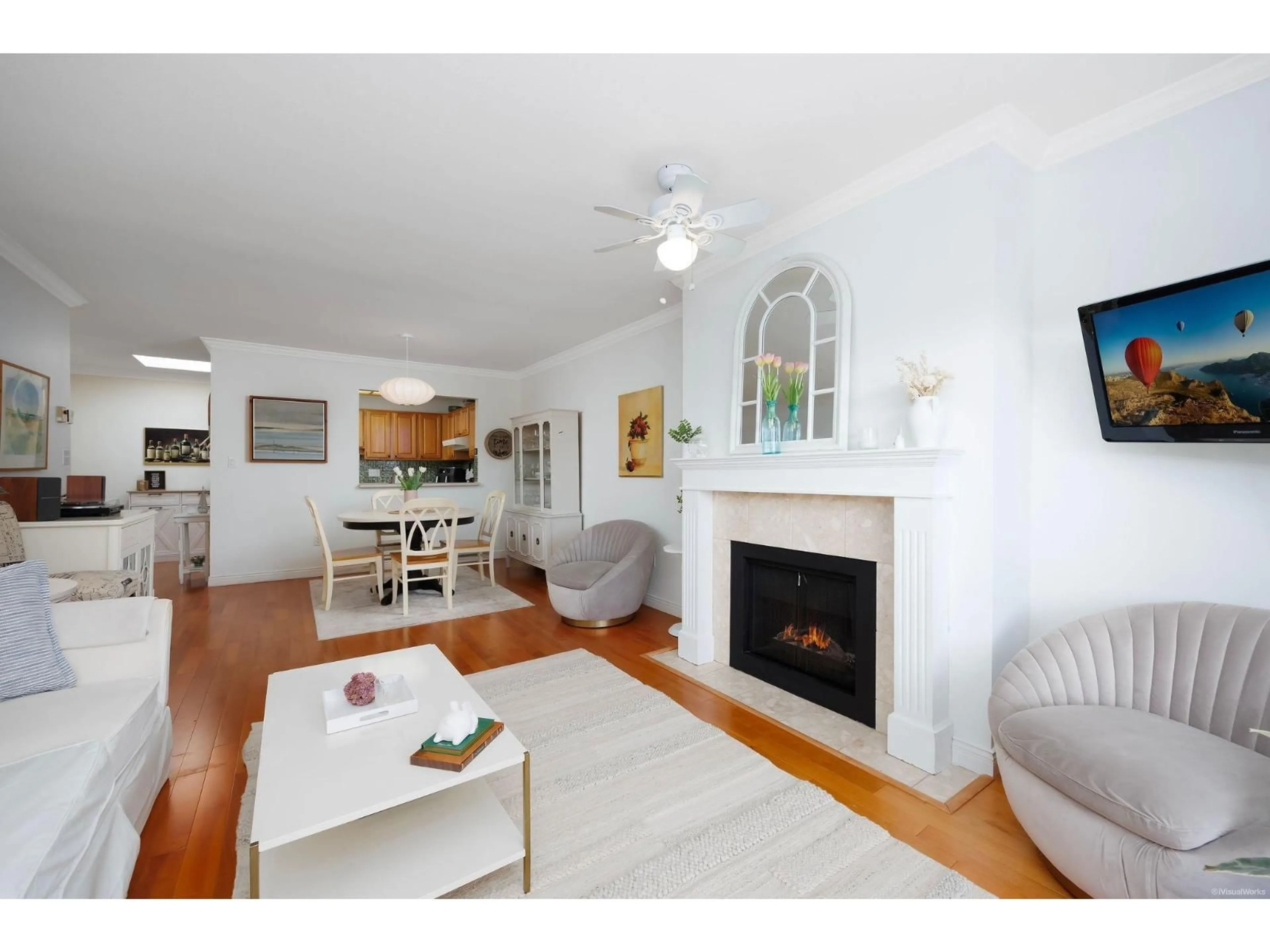 Living room with furniture, wood/laminate floor for 303 - 1500 MERKLIN STREET, White Rock British Columbia V4B4C5