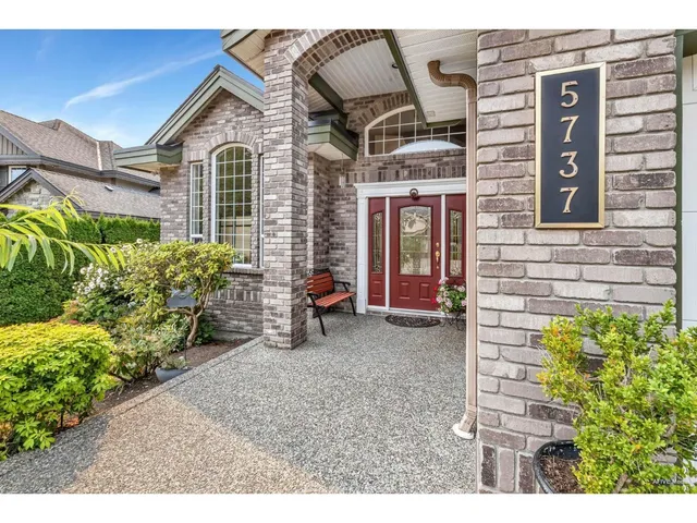 5737 169A STREET, Surrey 3