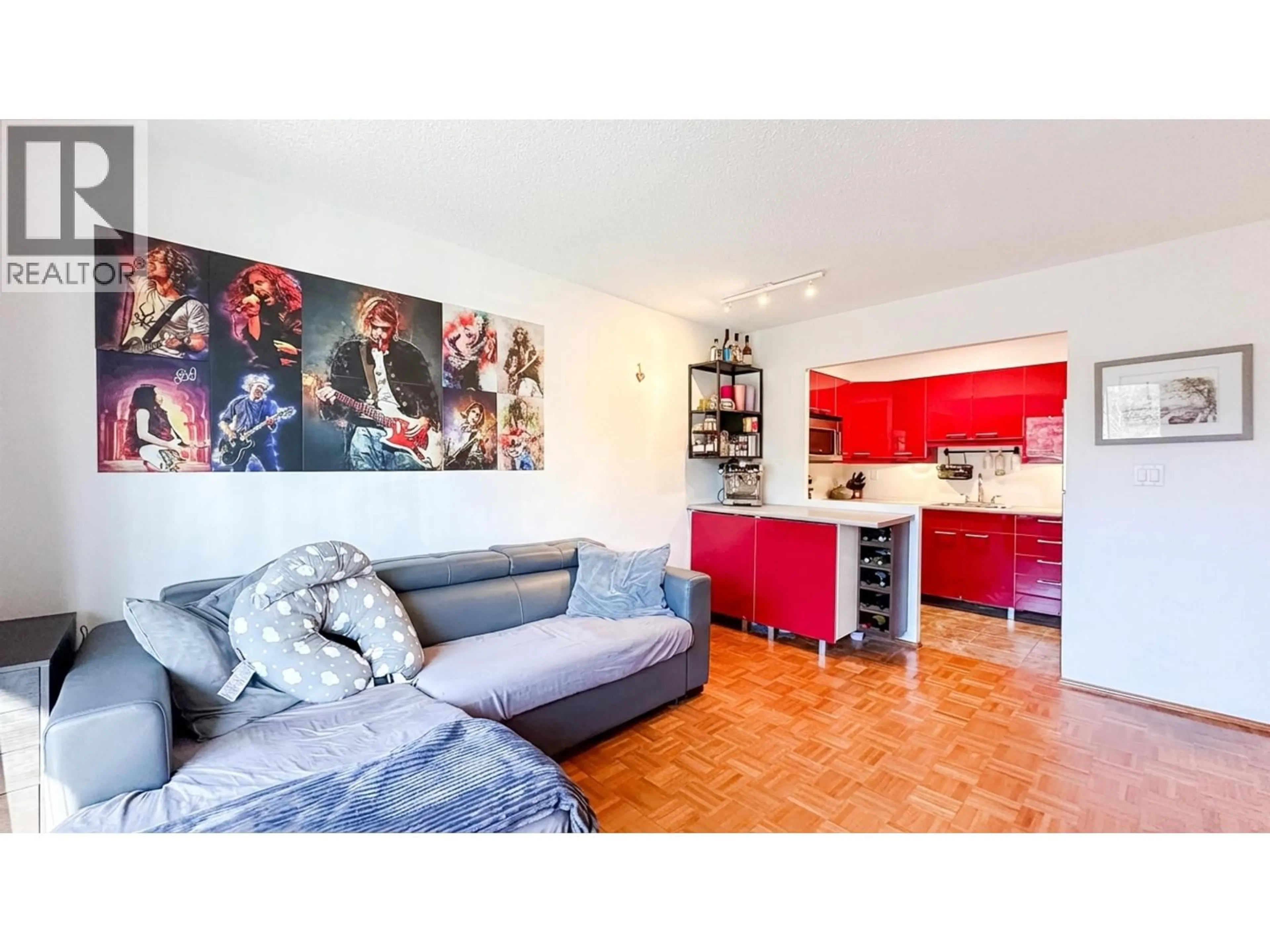 Living room with furniture, wood/laminate floor for 202 - 2080 MAPLE STREET, Vancouver British Columbia V6J4P9