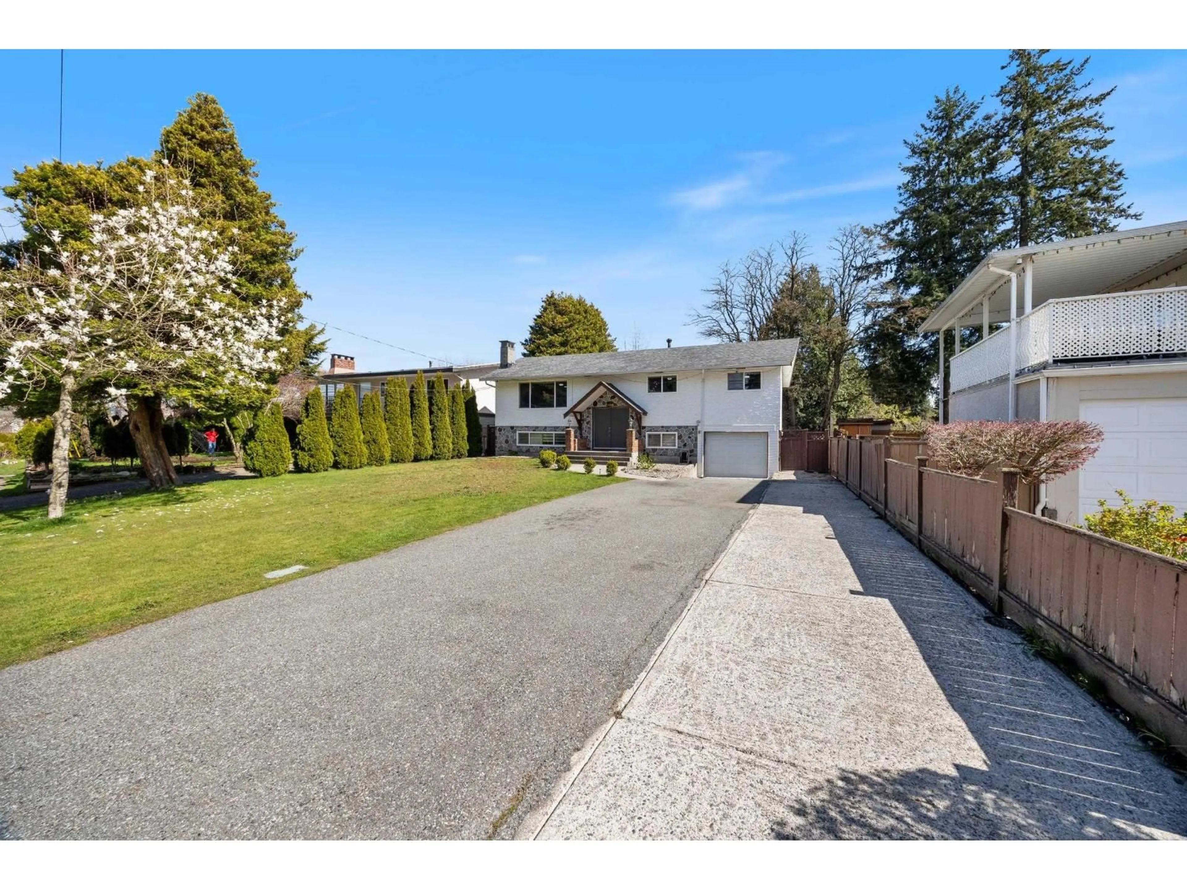 A pic from outside/outdoor area/front of a property/back of a property/a pic from drone, street for 9034 116 STREET, Delta British Columbia V4C5W7