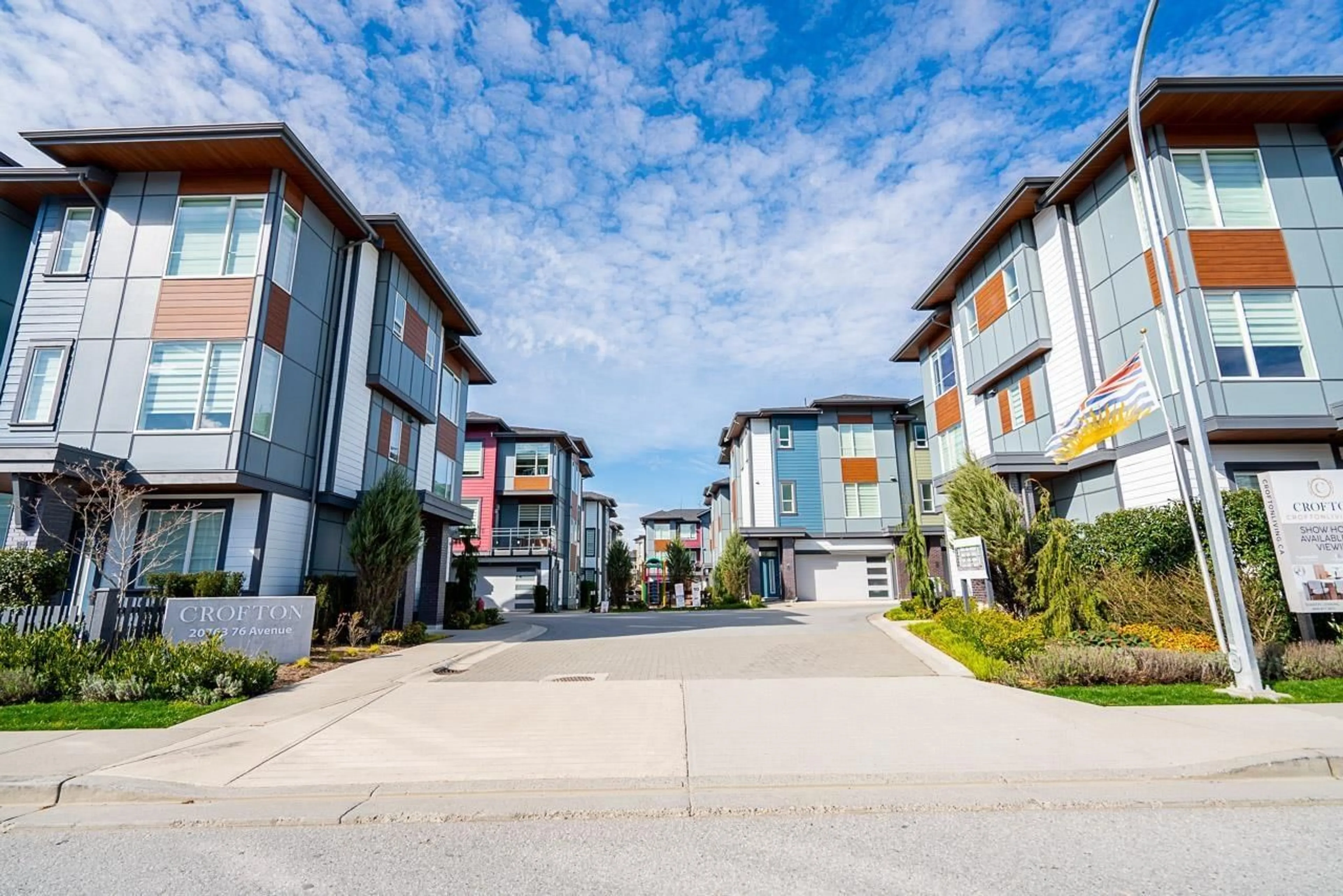 Patio, street for 8 - 20763 76 AVENUE, Langley British Columbia V2Y3N8