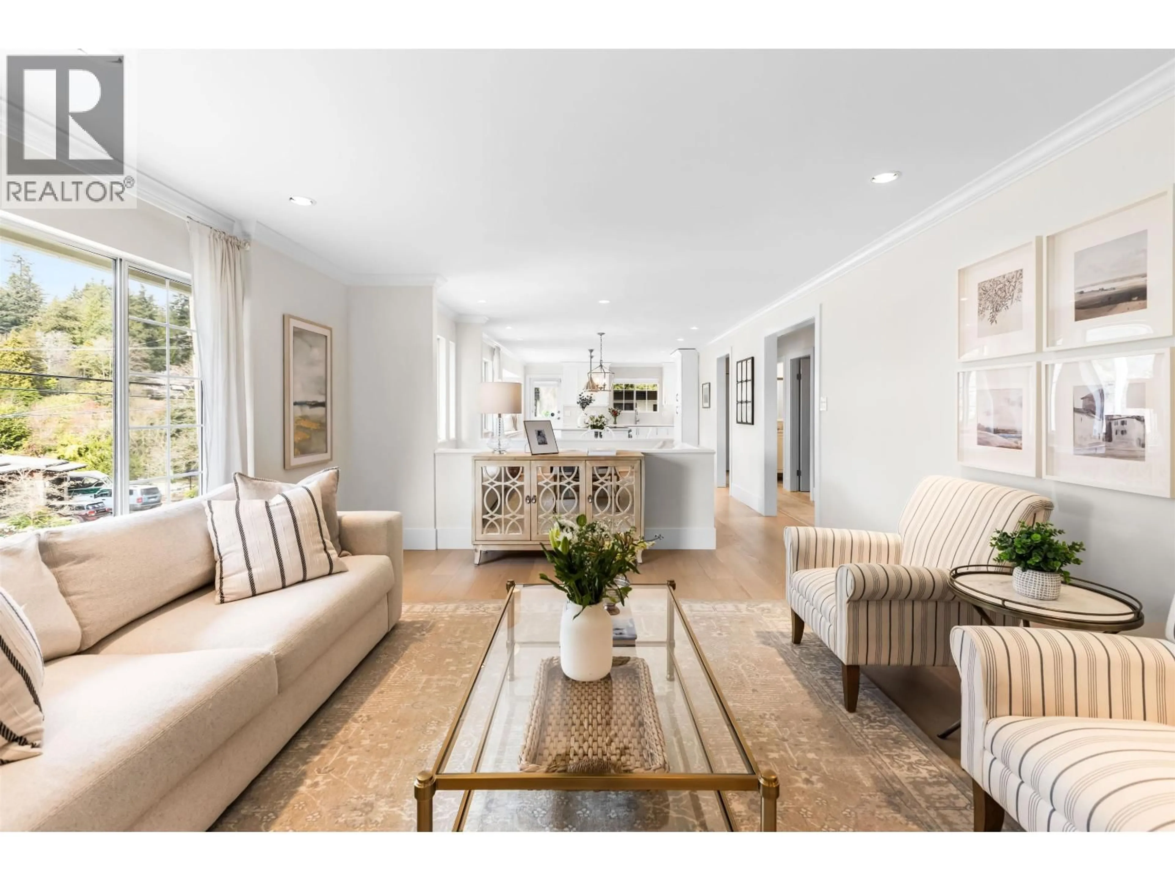 Living room with furniture, unknown for 6364 NELSON AVENUE, West Vancouver British Columbia V7W2A4