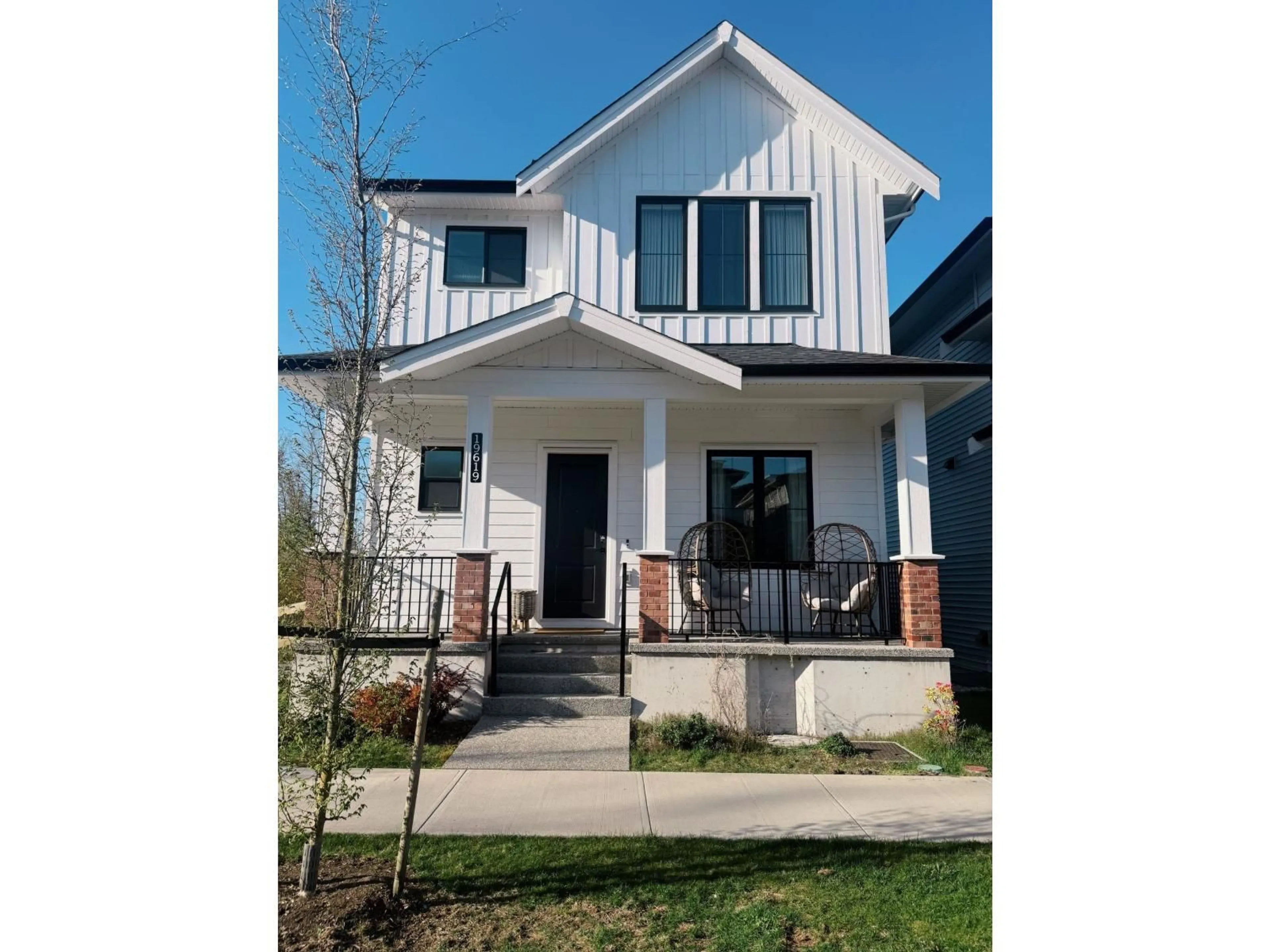 Home with brick exterior material, street for 19619 75 AVENUE, Langley British Columbia V2Y3R9