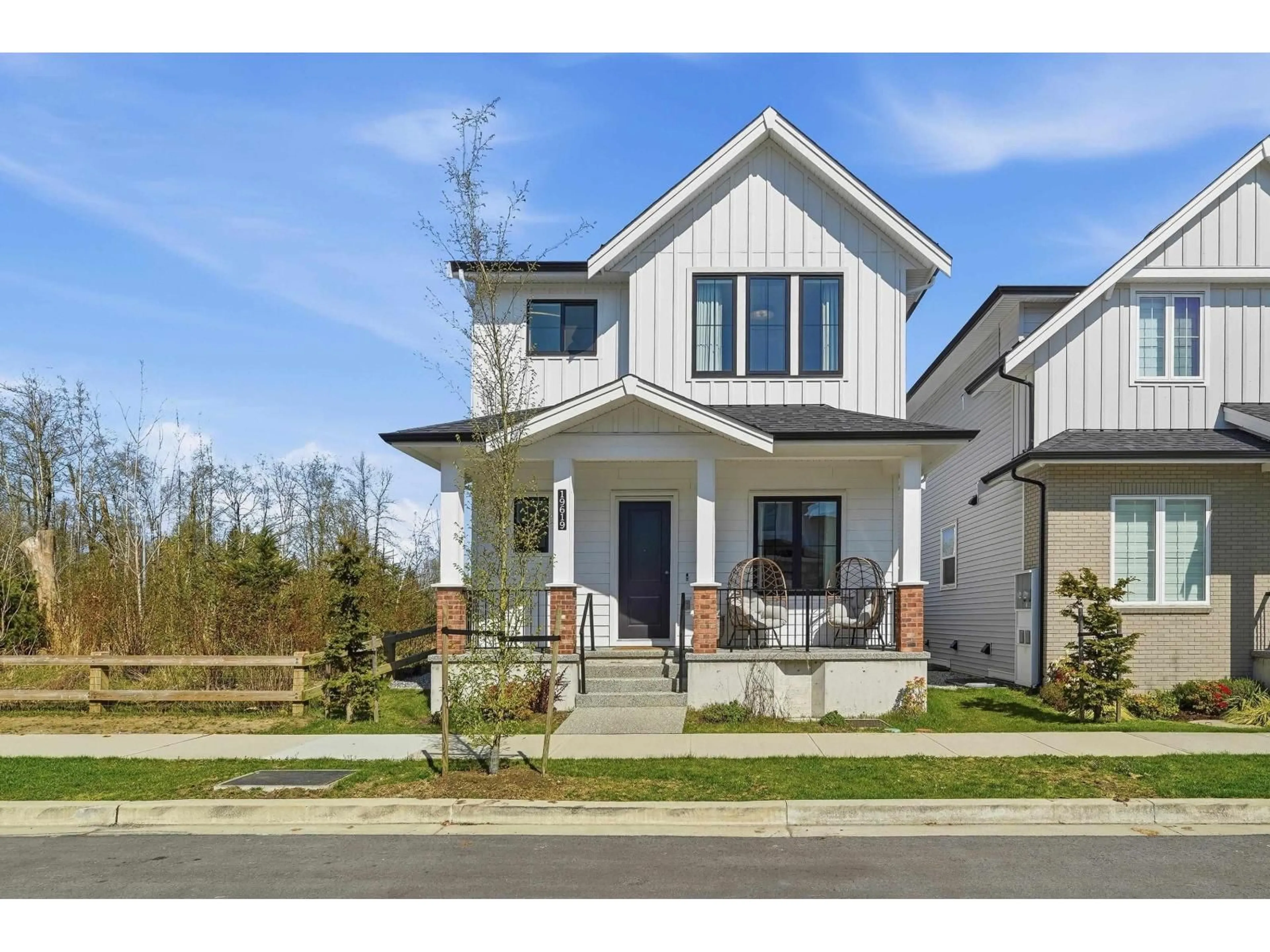 Unknown for 19619 75 AVENUE, Langley British Columbia V2Y3R9