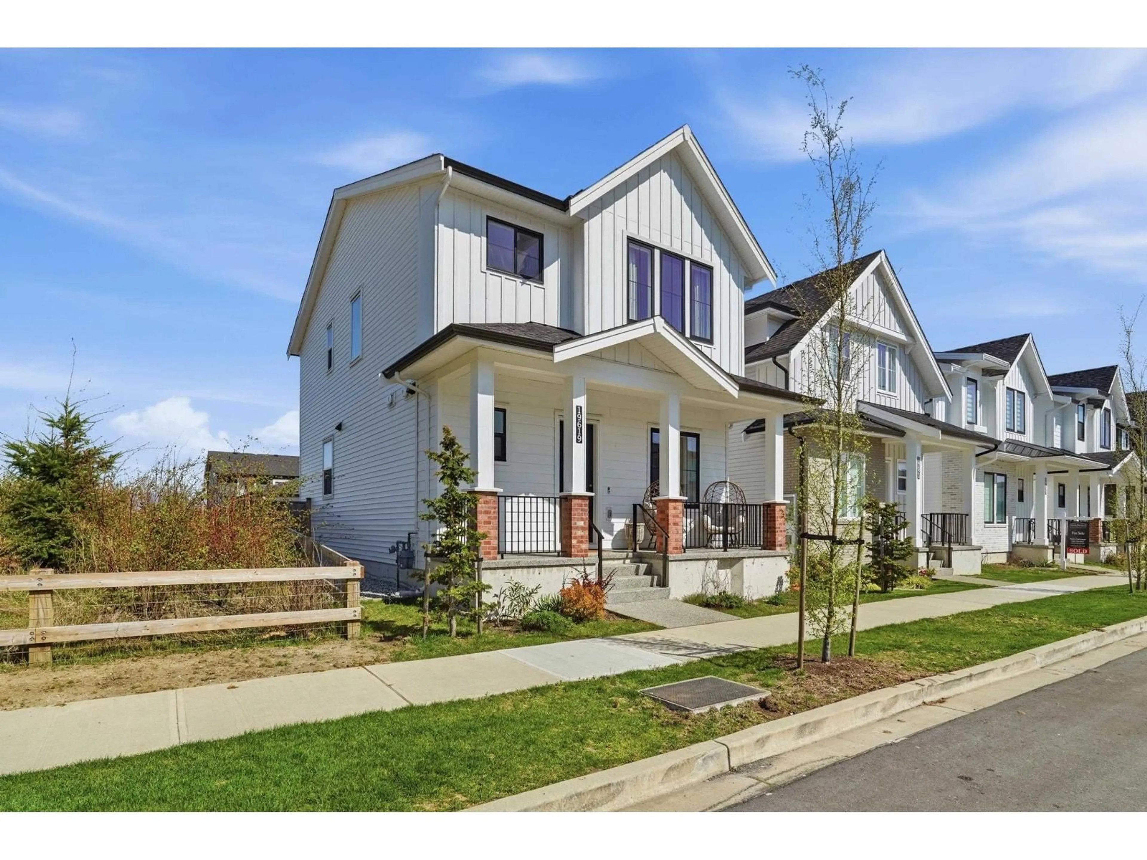 Home with vinyl exterior material, street for 19619 75 AVENUE, Langley British Columbia V2Y3R9