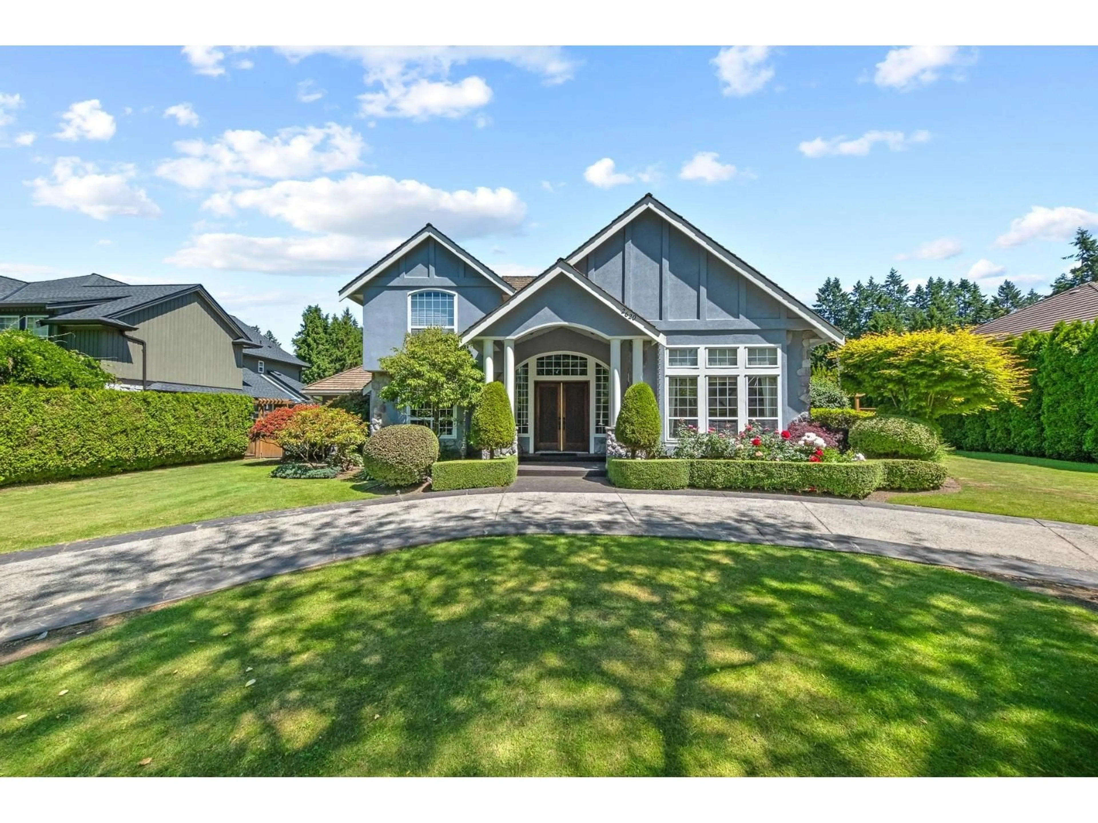 Home with vinyl exterior material, street for 2620 139A STREET, Surrey British Columbia V4P2L9