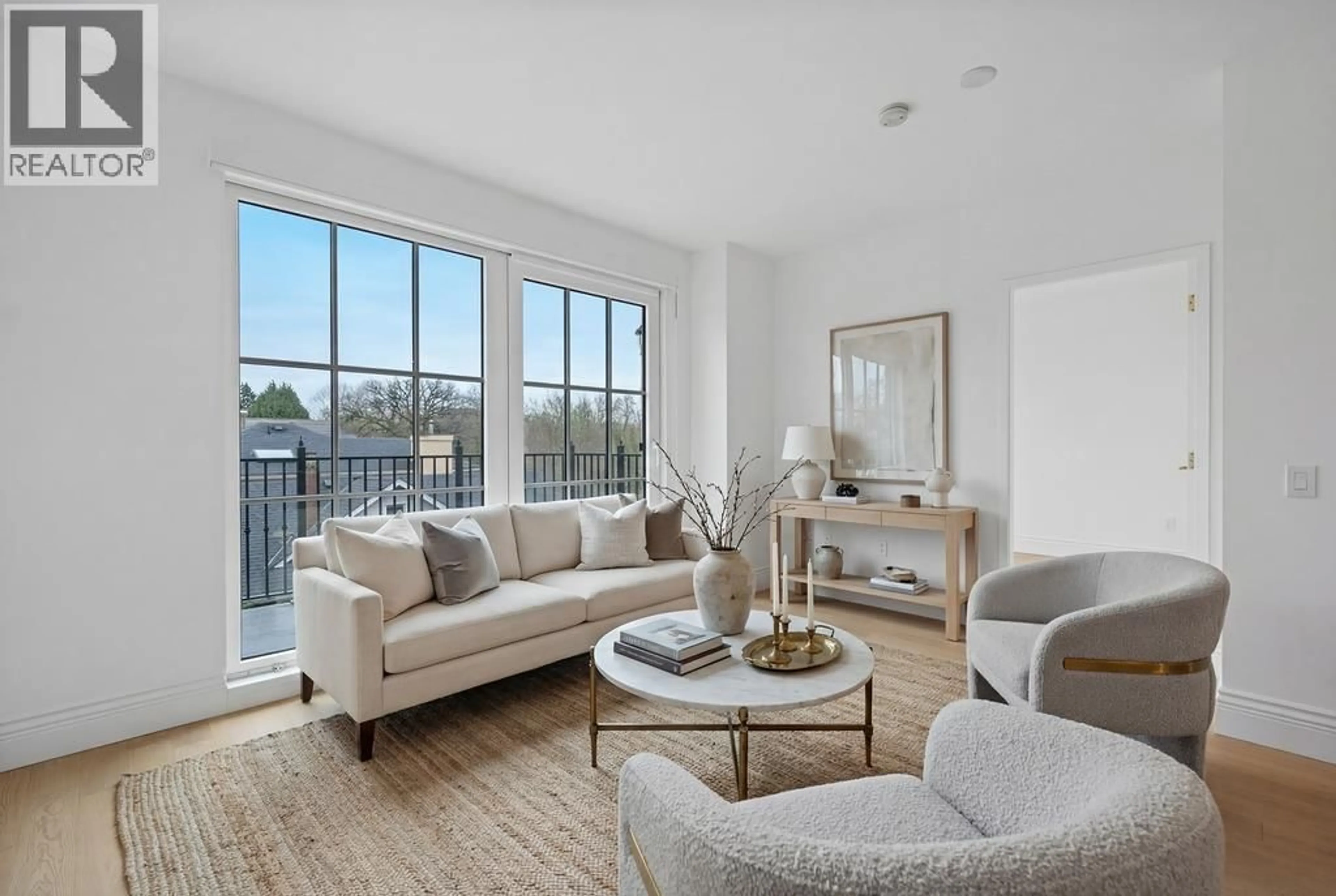 Living room with furniture, unknown for 307 - 2096 47TH AVENUE, Vancouver British Columbia V6M0E5