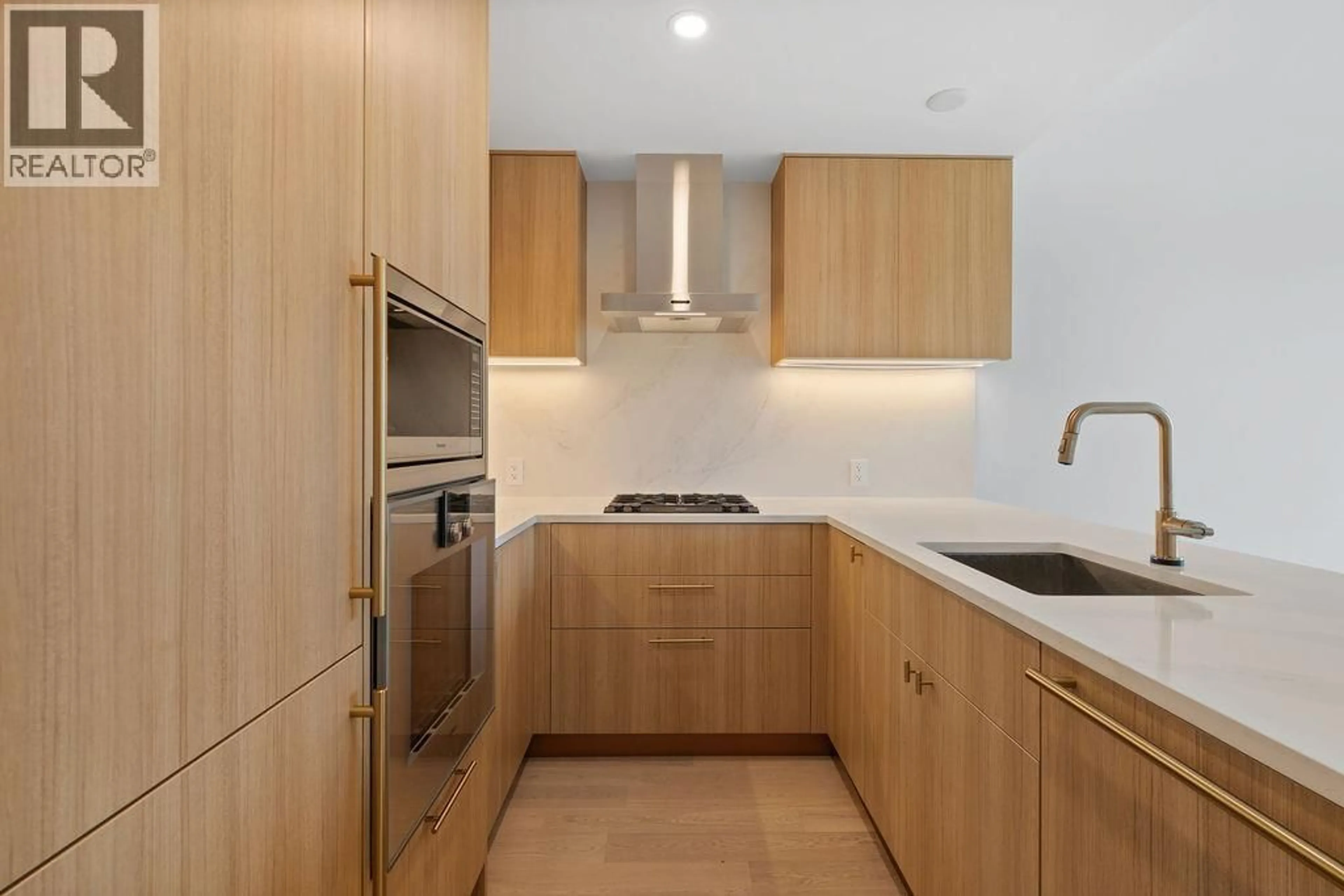 Standard kitchen, unknown for 307 - 2096 47TH AVENUE, Vancouver British Columbia V6M0E5