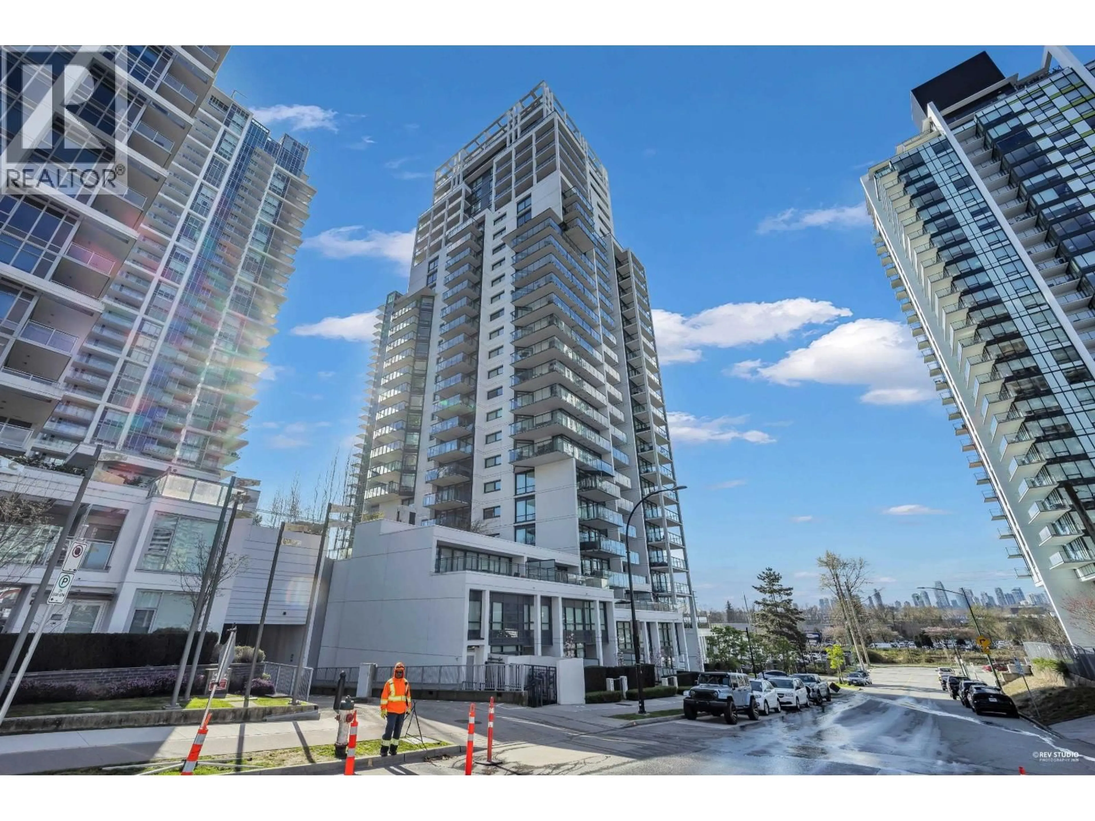 Unknown for 1107 - 2378 ALPHA AVENUE, Burnaby British Columbia V5C0K2