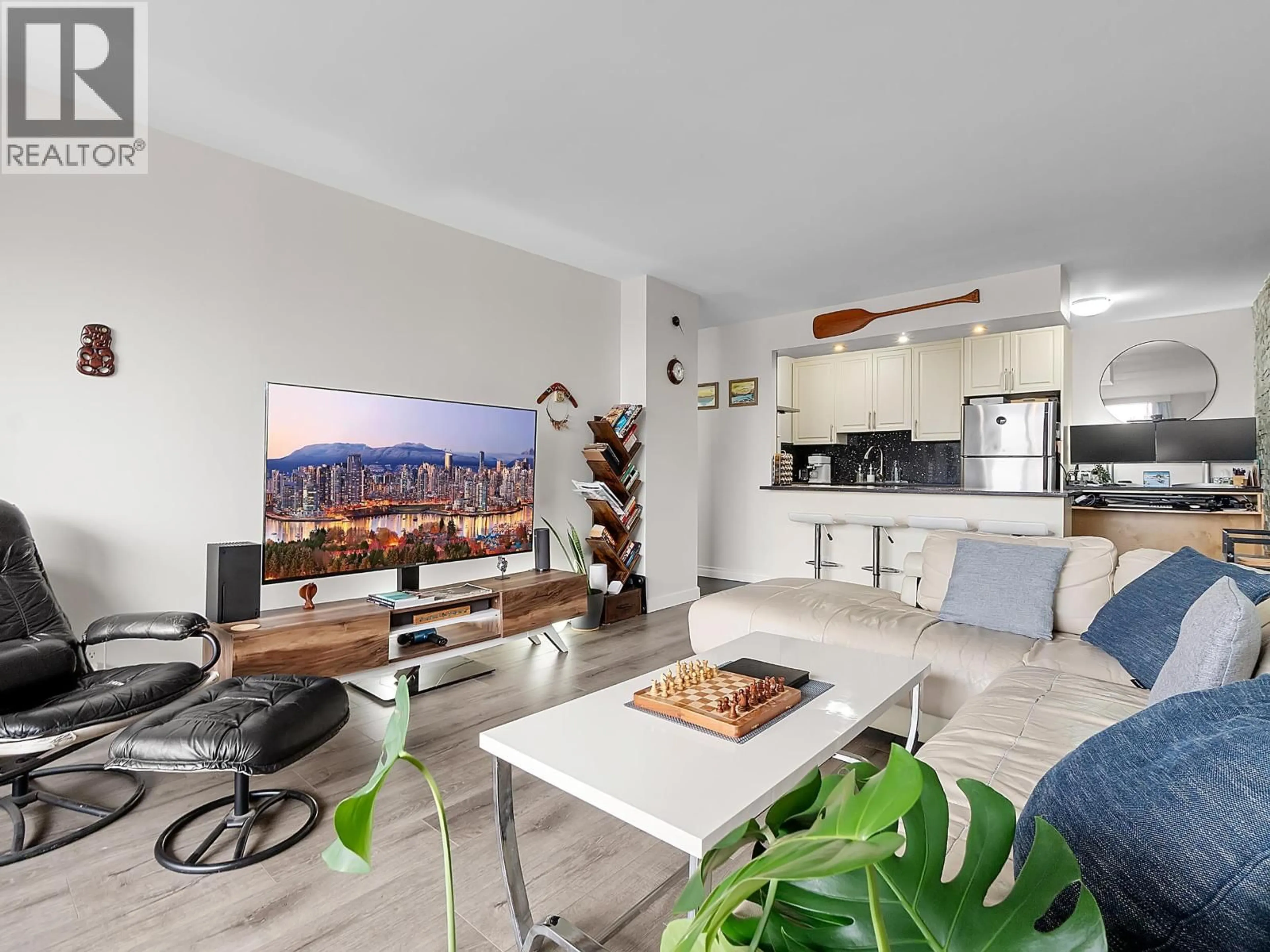 Living room with furniture, unknown for 1808 - 2016 FULLERTON AVENUE, North Vancouver British Columbia V7P3E6