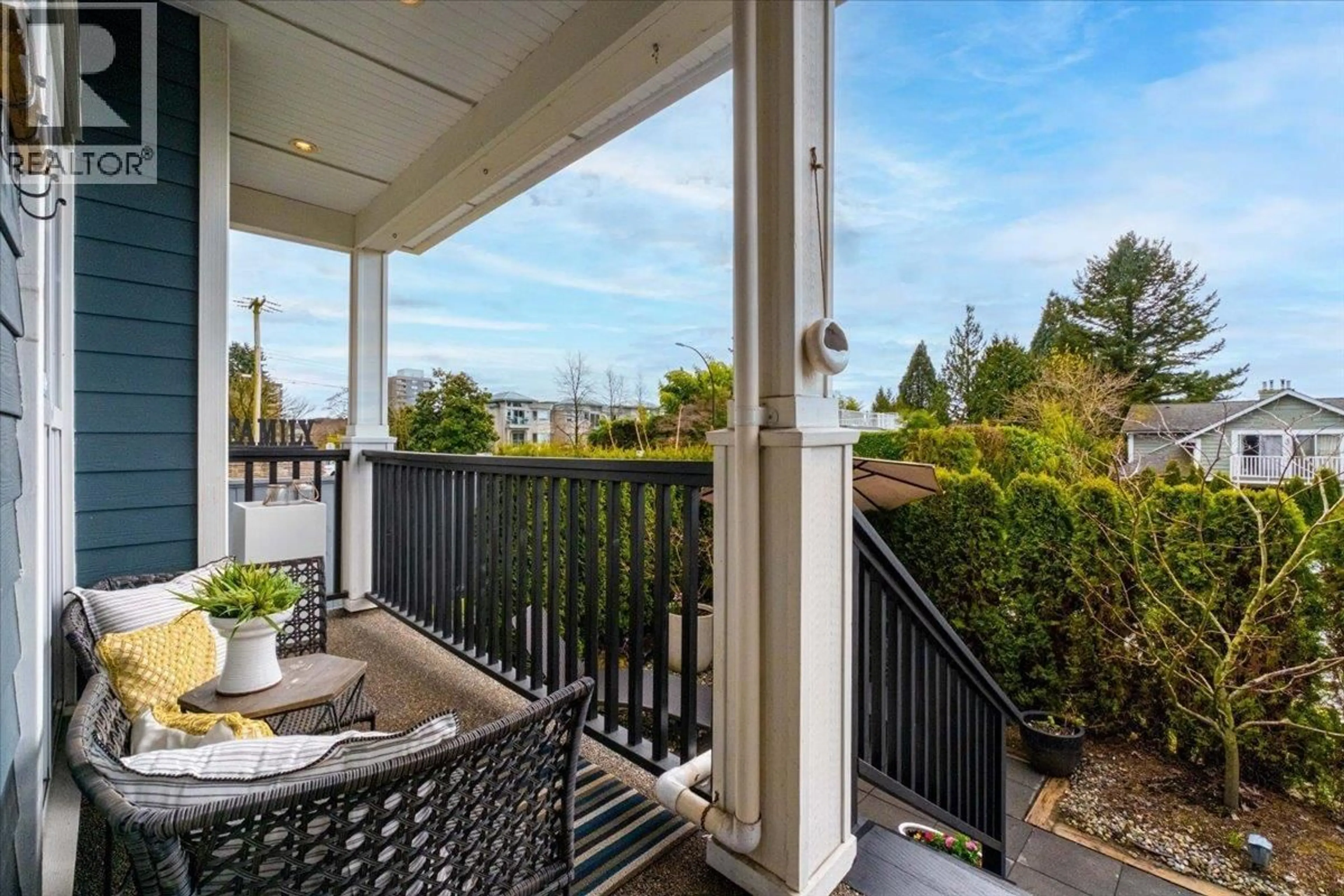 Balcony in the apartment, unknown for 210 5TH STREET, North Vancouver British Columbia V7M1K1