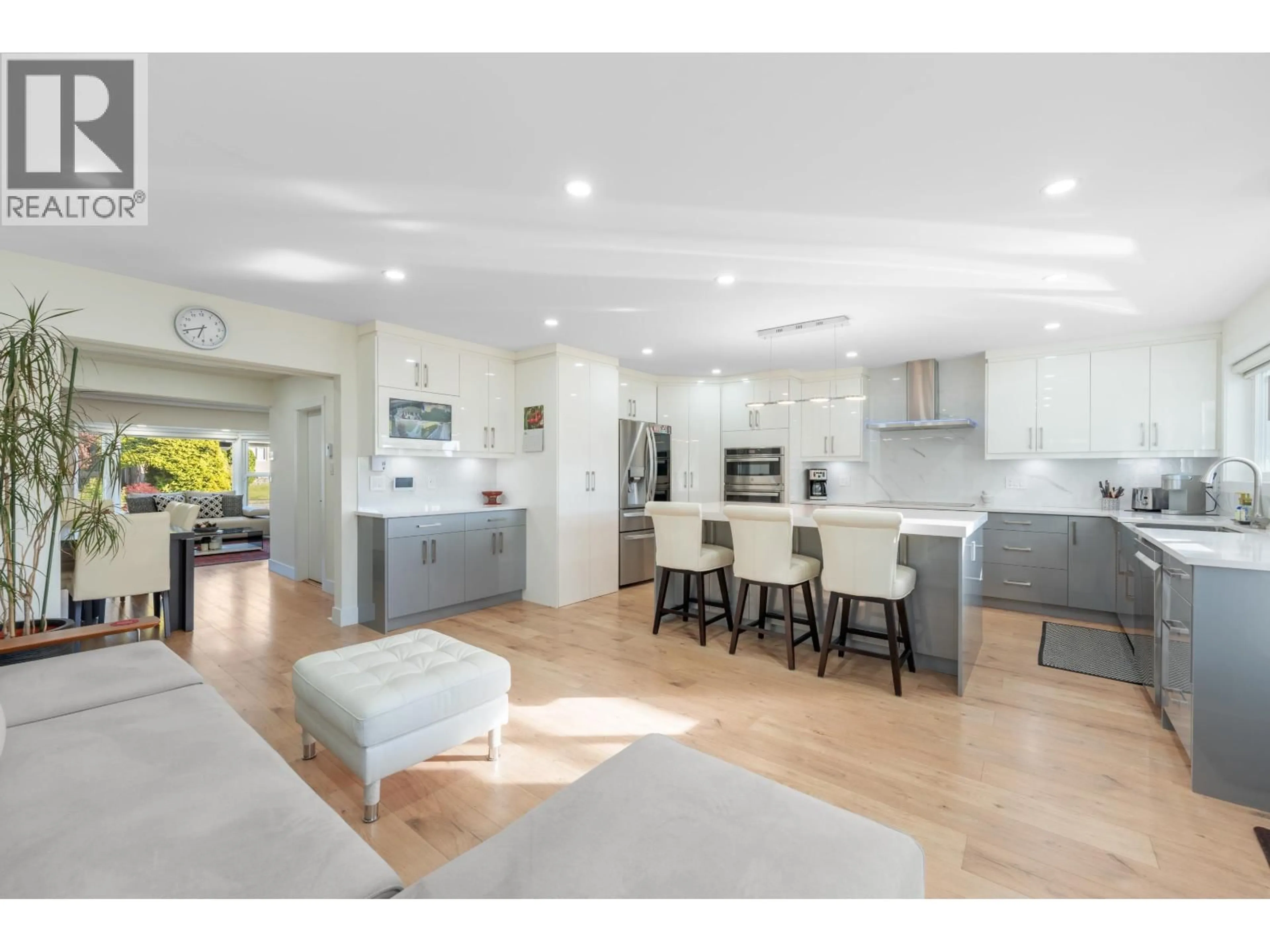 Open concept kitchen, unknown for 8649 11TH AVENUE, Burnaby British Columbia V3N2P9