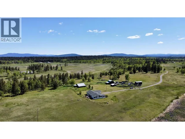 5028 ABEL LAKE ROAD, 100 Mile House 3
