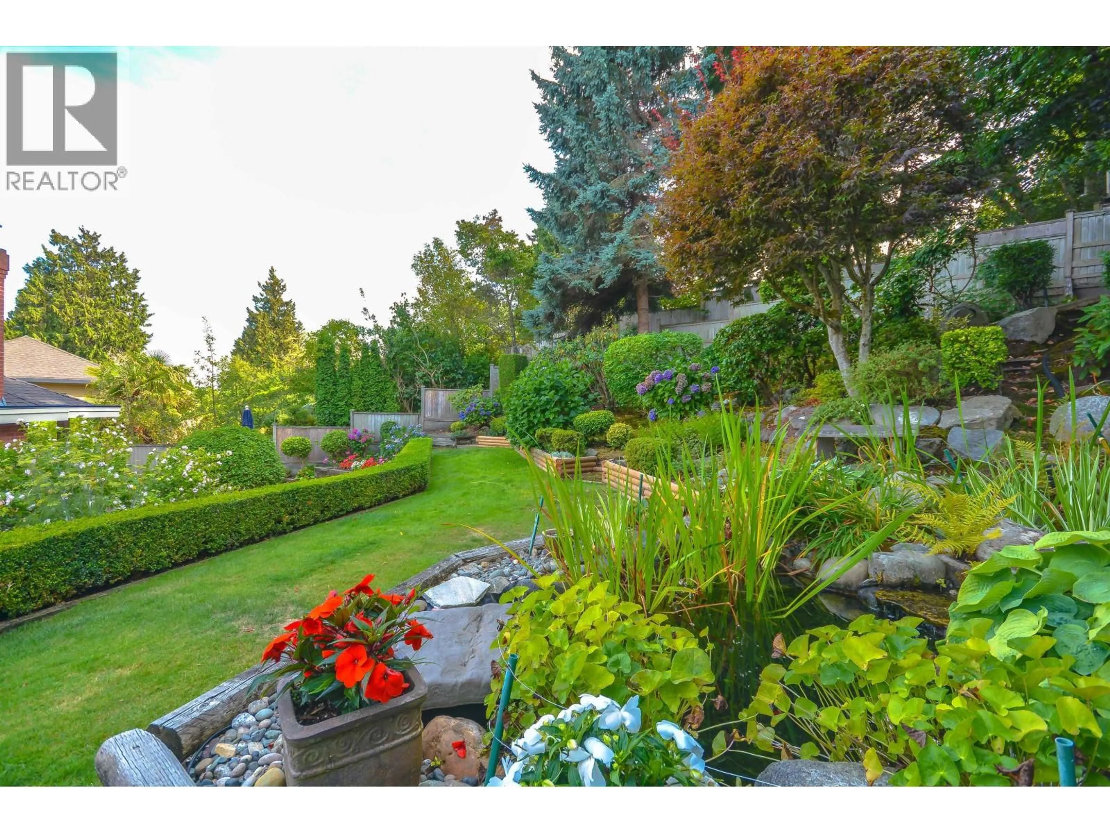 Patio, water/lake/river/ocean view for 4704 STAHAKEN PLACE, Tsawwassen British Columbia V4M4B3