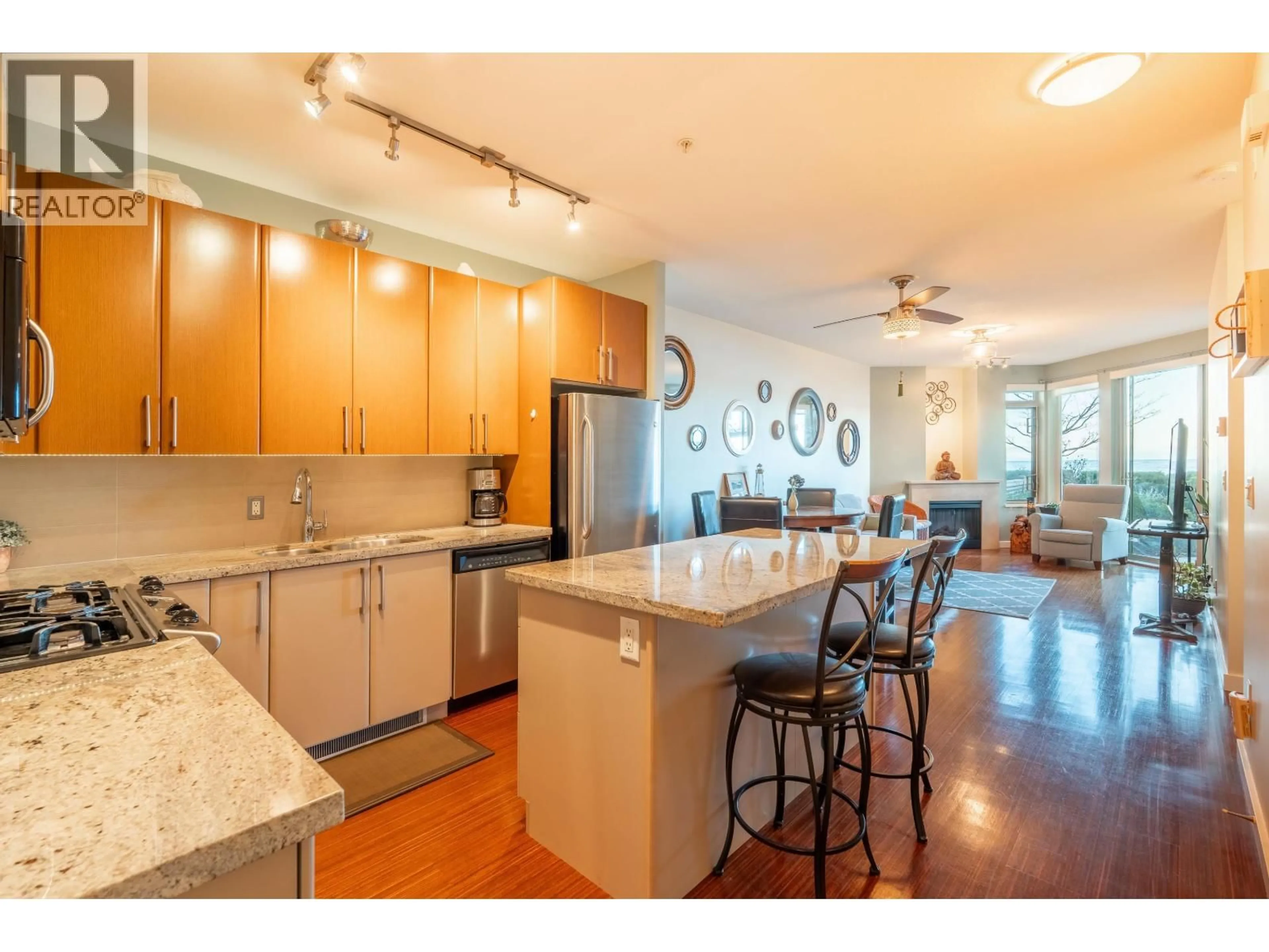 Open concept kitchen, unknown for 105 - 5160 DAVIS BAY ROAD, Sechelt British Columbia V7Z0H3