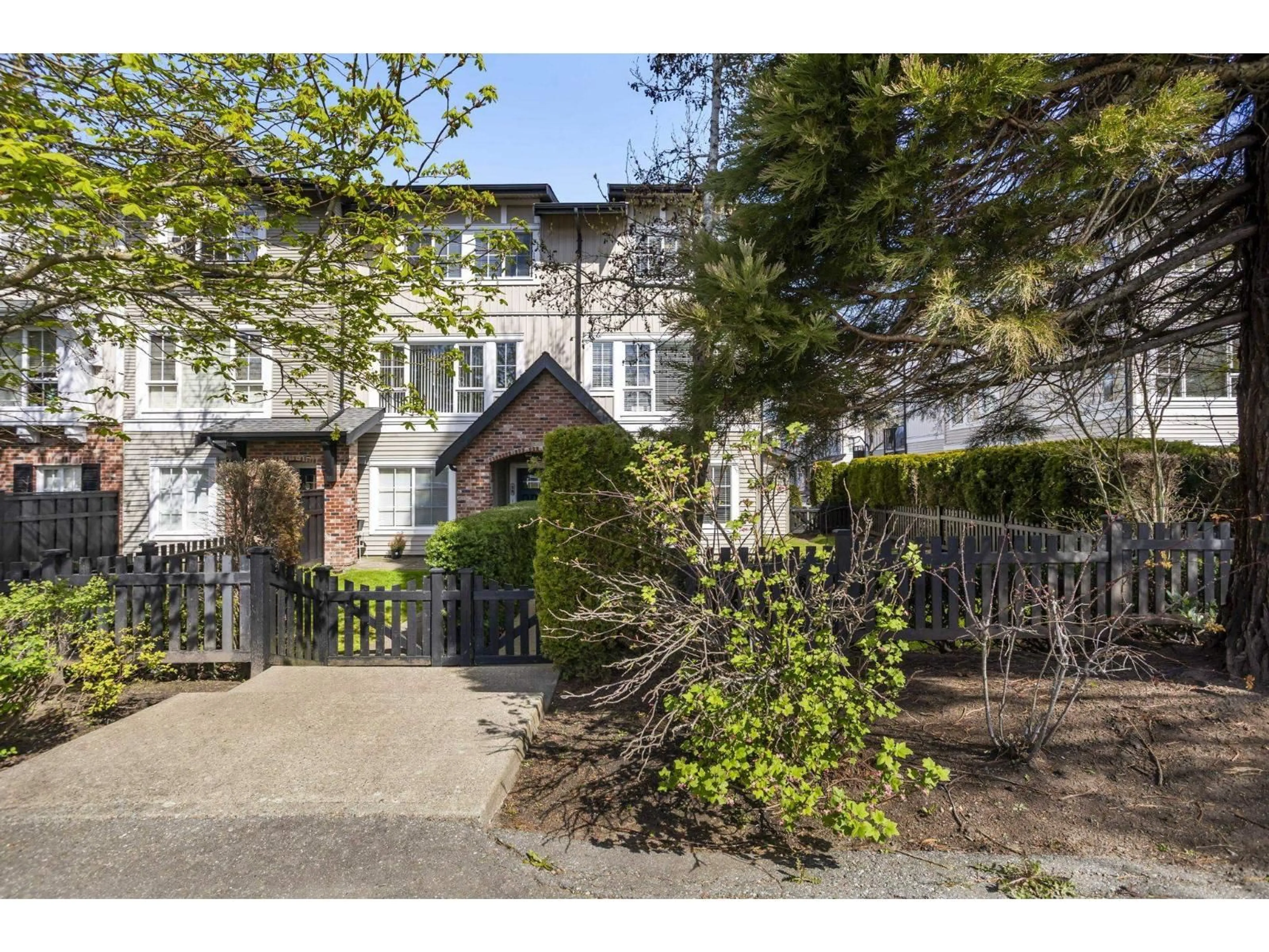 A pic from outside/outdoor area/front of a property/back of a property/a pic from drone, street for 19 - 2450 161A STREET, Surrey British Columbia V3Z8K4