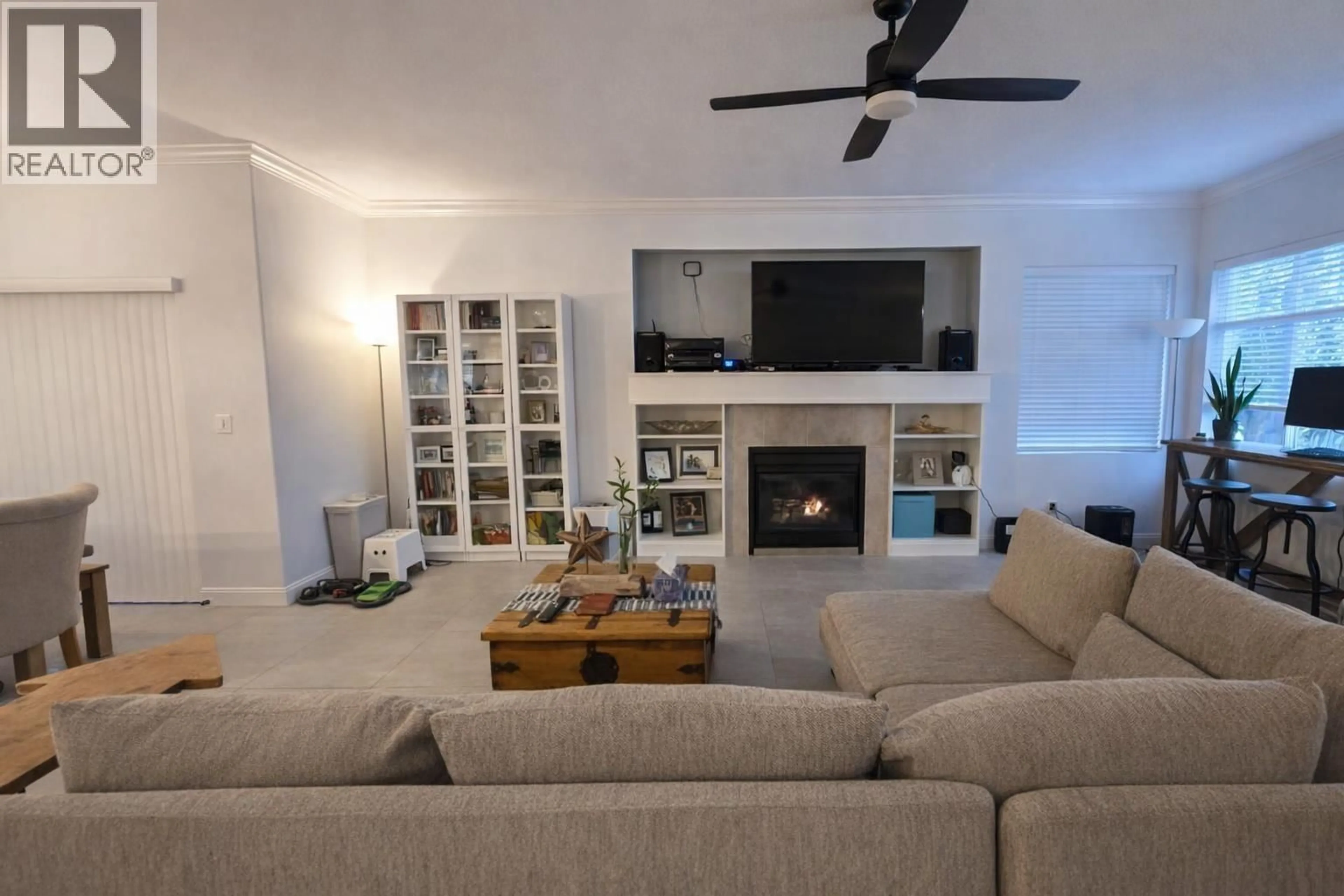 Living room with furniture, unknown for 11480 228TH STREET, Maple Ridge British Columbia V2X3P3