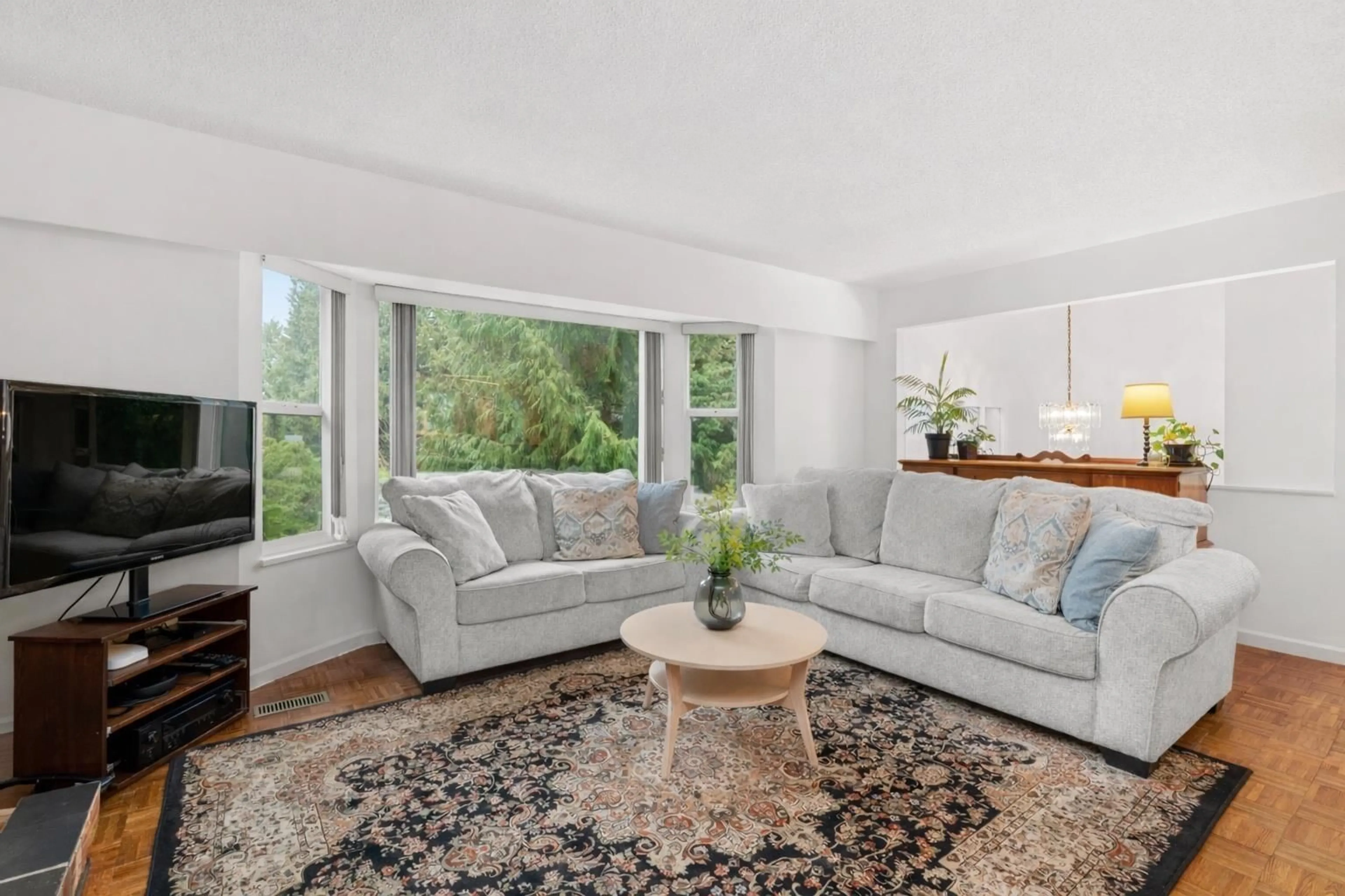 Living room with furniture, unknown for 11752 64A AVENUE, Delta British Columbia V4E2C6