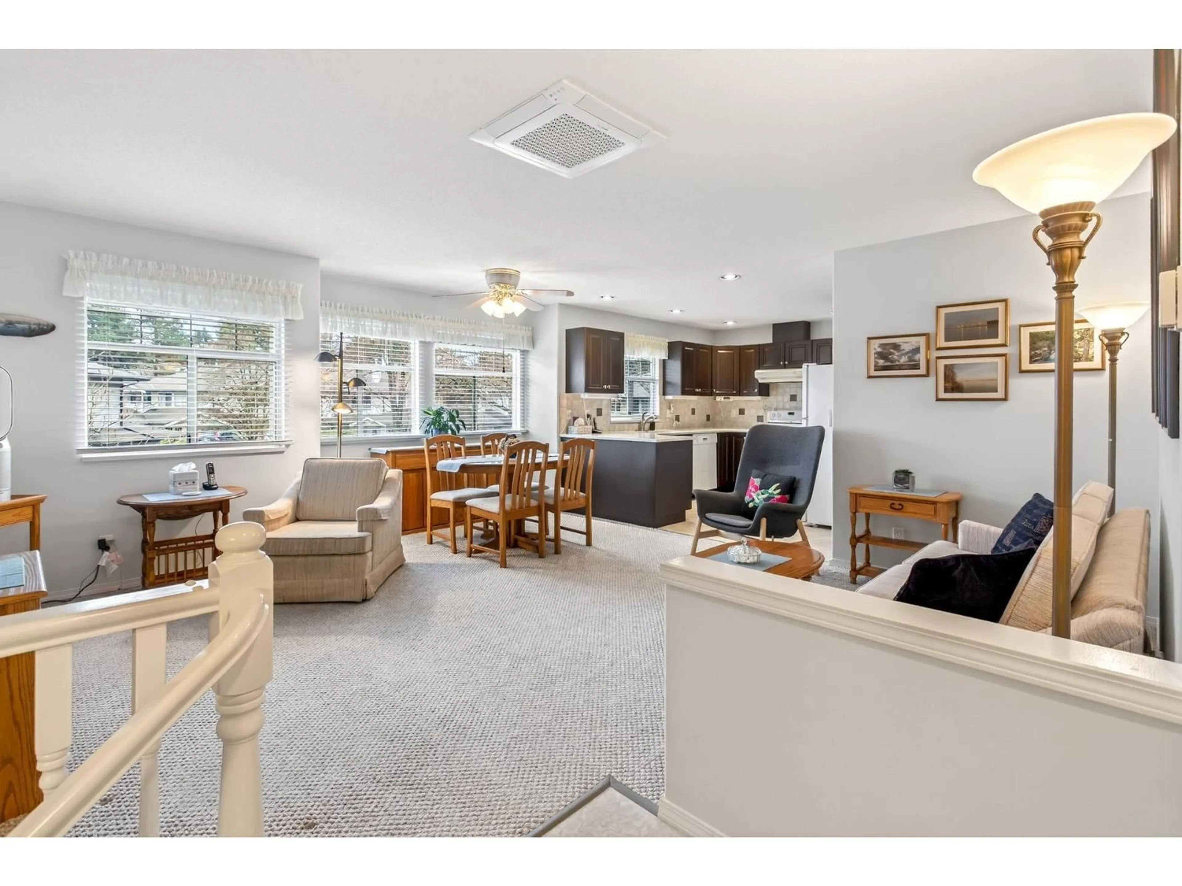 Living room with furniture, unknown for 180 - 20391 96 AVENUE, Langley British Columbia V1M2L2
