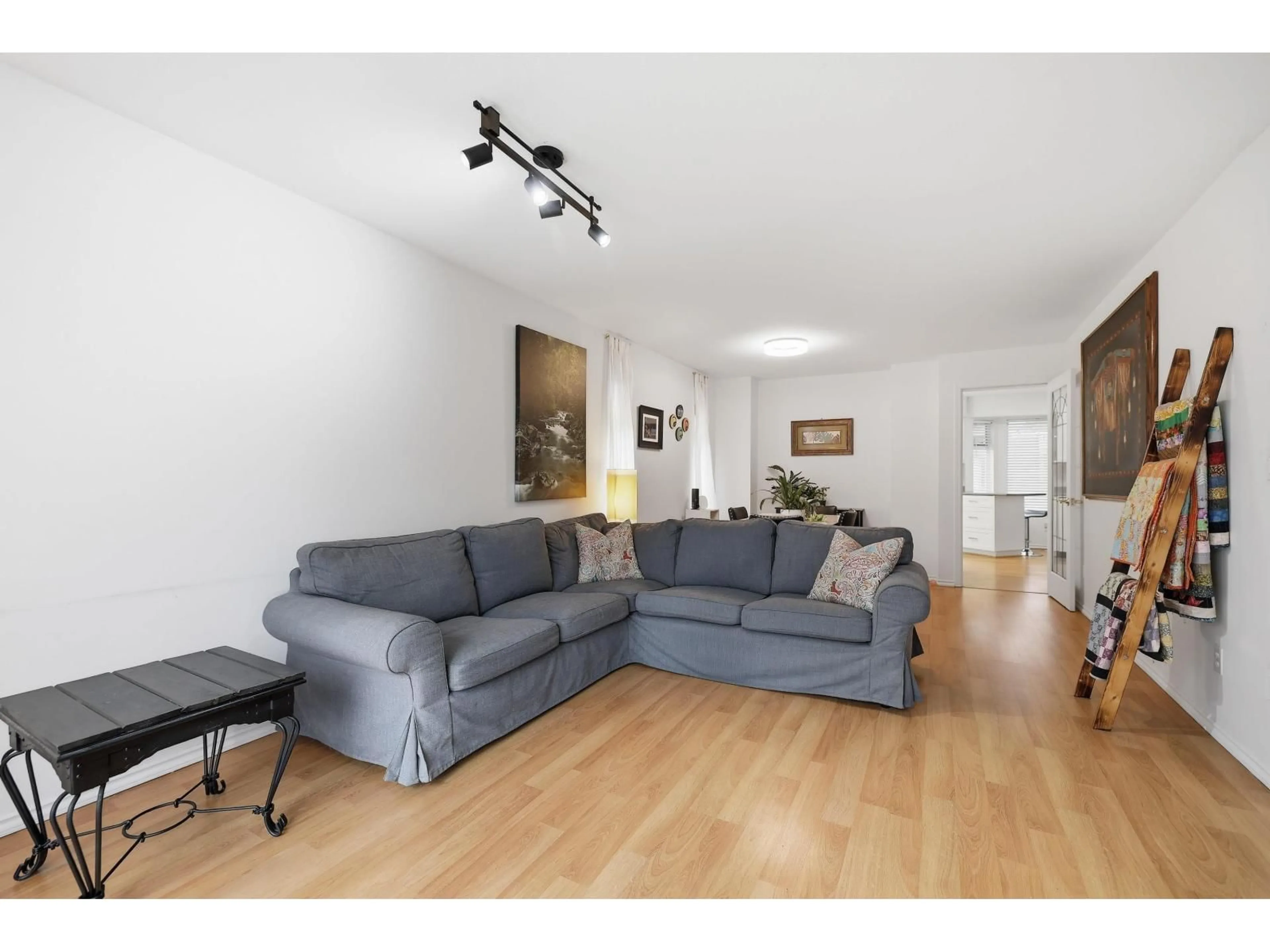 Living room with furniture, unknown for 14390 78 AVENUE, Surrey British Columbia V3W0L3