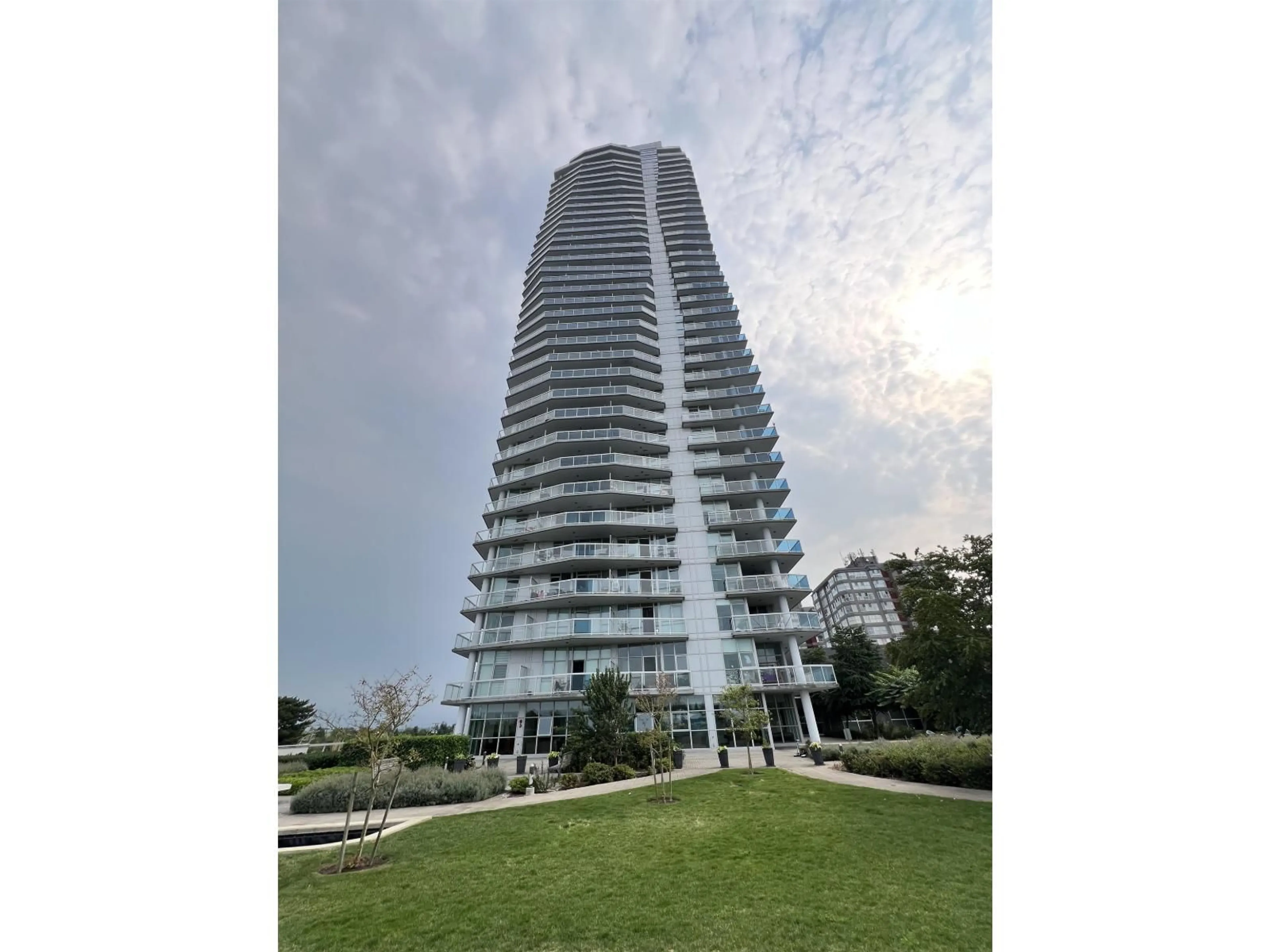 Unknown for 3305 - 11967 80 AVENUE, Delta British Columbia V4C0E2