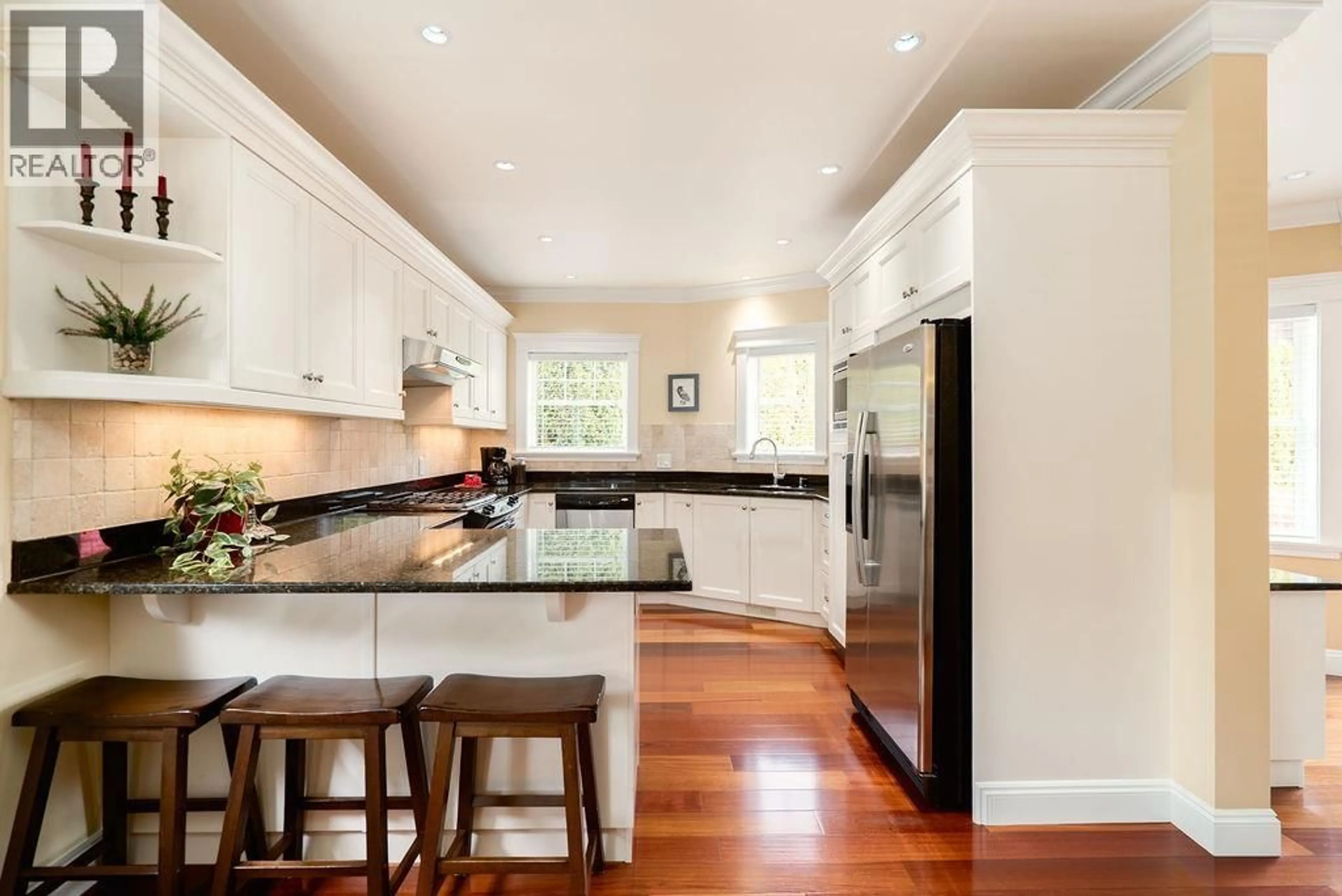 Open concept kitchen, unknown for 674 COLINET STREET, Coquitlam British Columbia V3J4X4