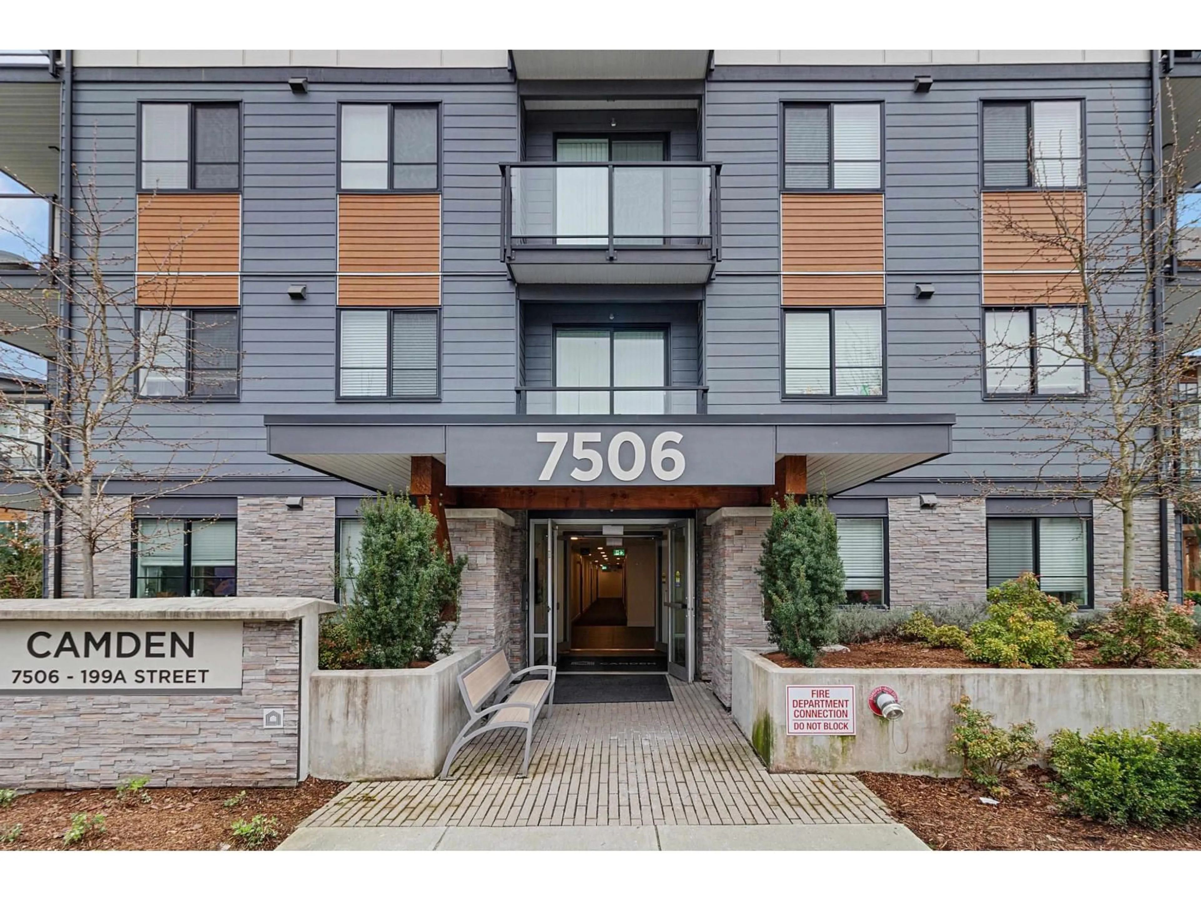 Indoor entryway for 327 - 7506 199A STREET, Langley British Columbia V2Y3K9