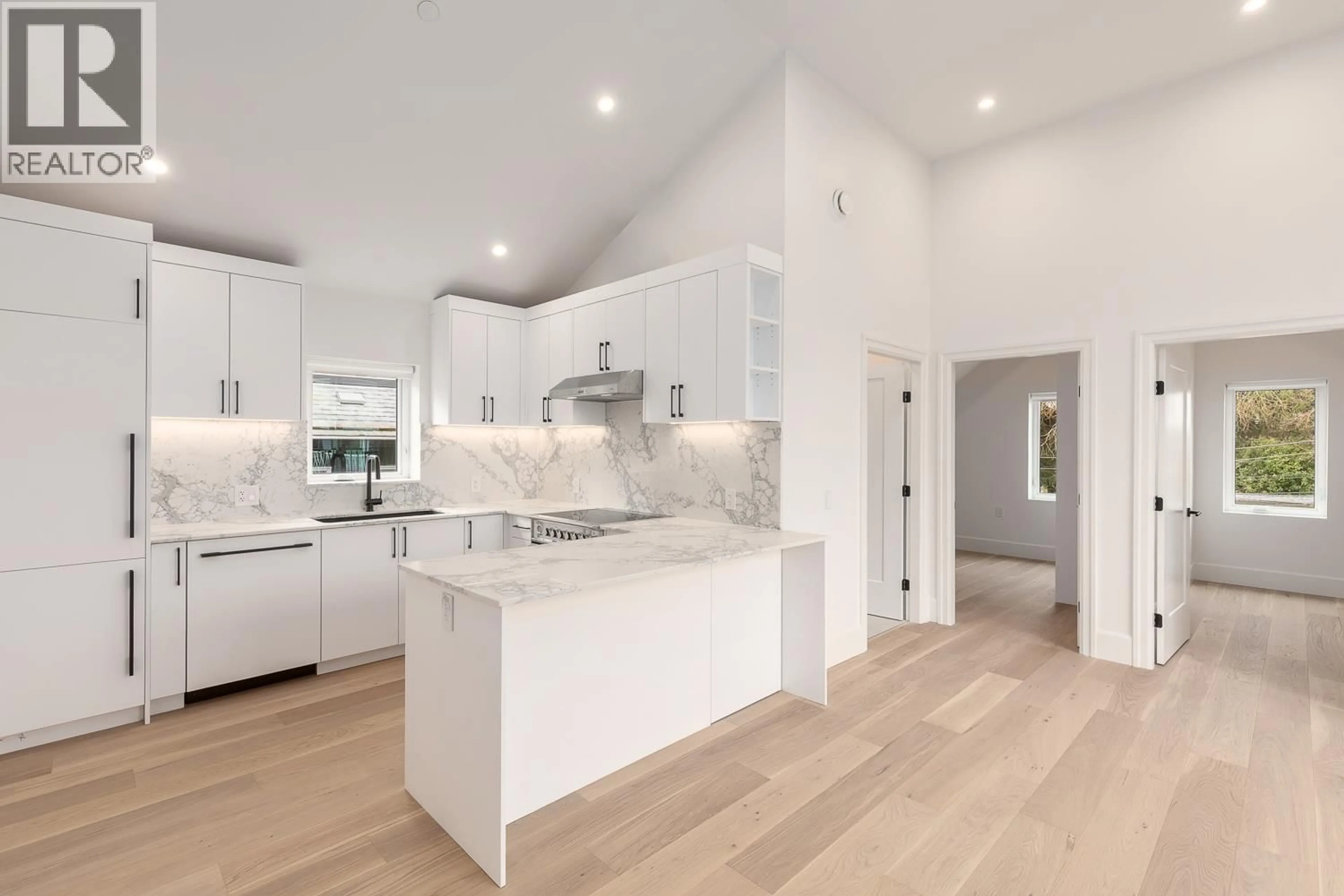 Open concept kitchen, unknown for 849 19TH AVENUE, Vancouver British Columbia V5V1K6