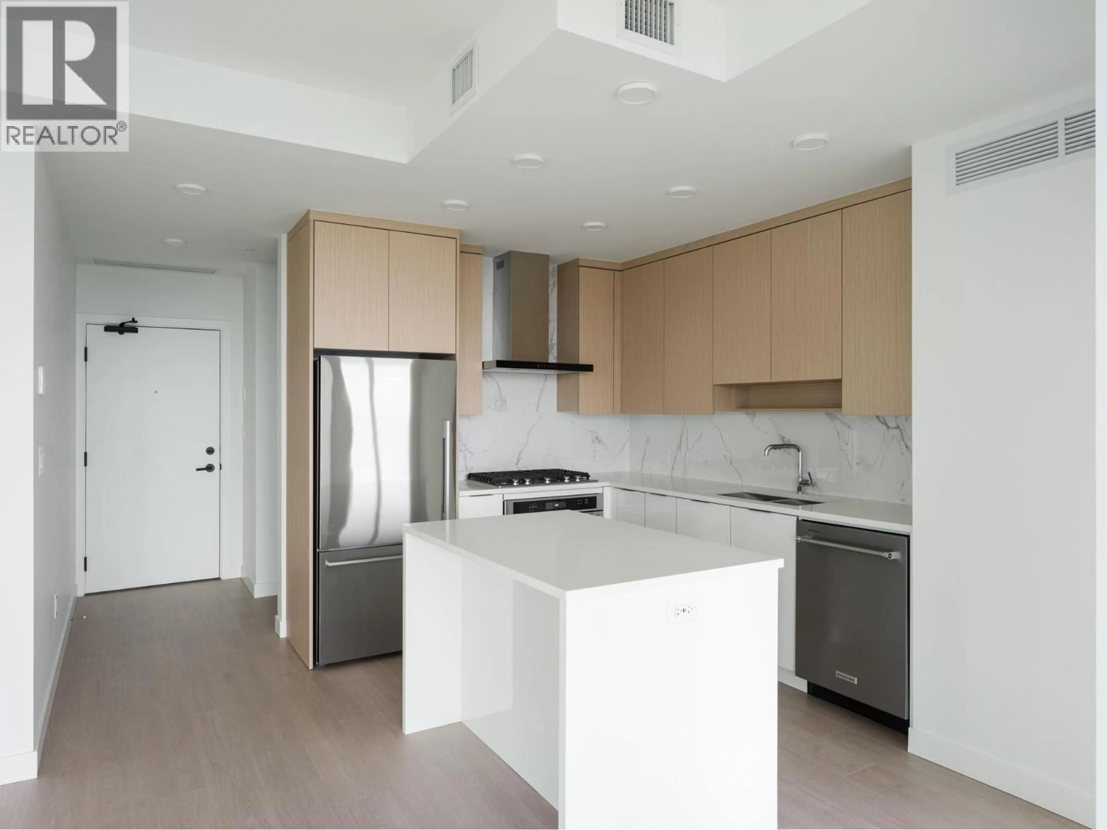 Unknown for 2401 - 699 WHITING WAY, Coquitlam British Columbia V3J0N7