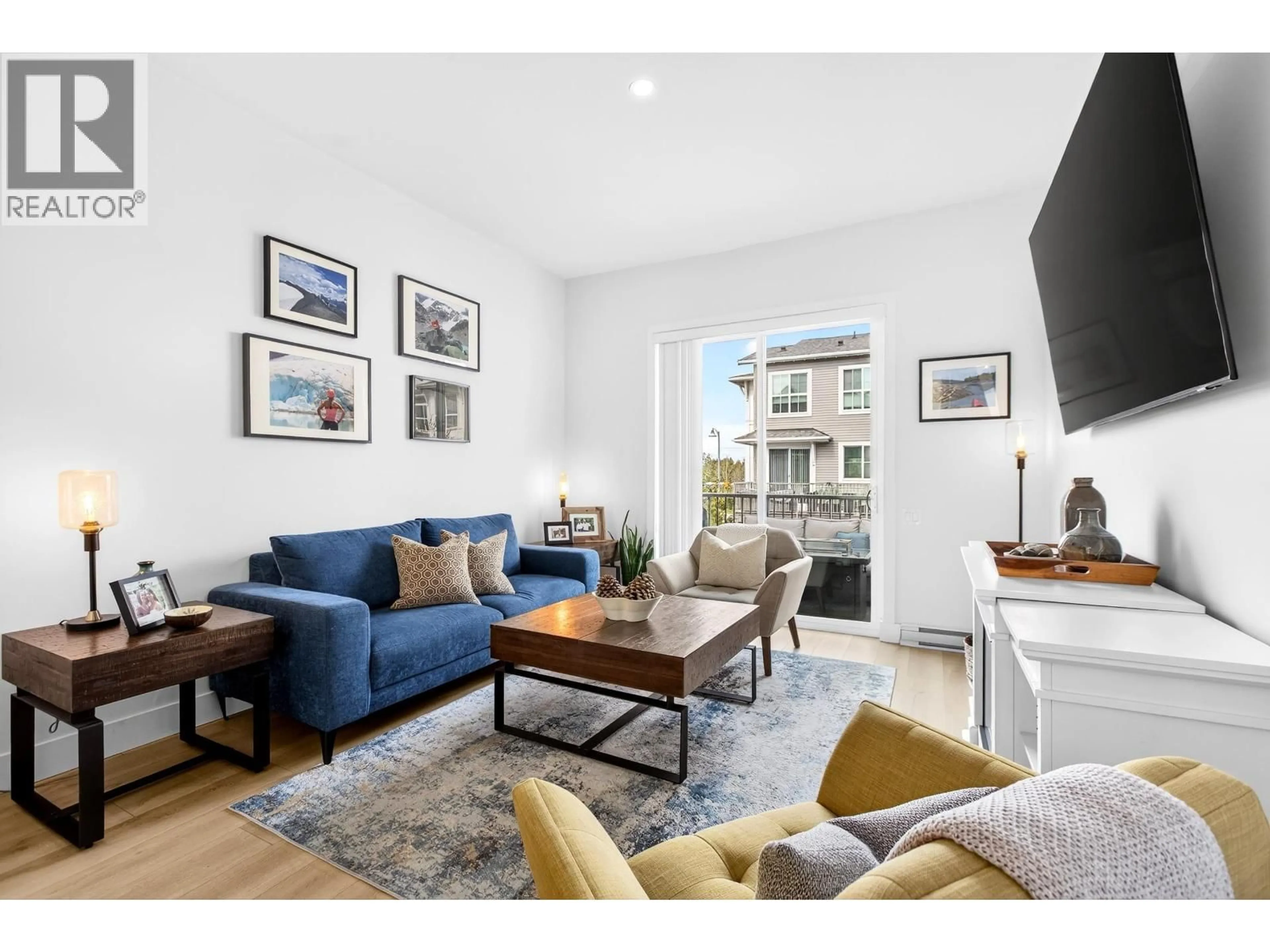 Living room with furniture, unknown for 10 - 4716 ORCA WAY, Tsawwassen British Columbia V4M4G4