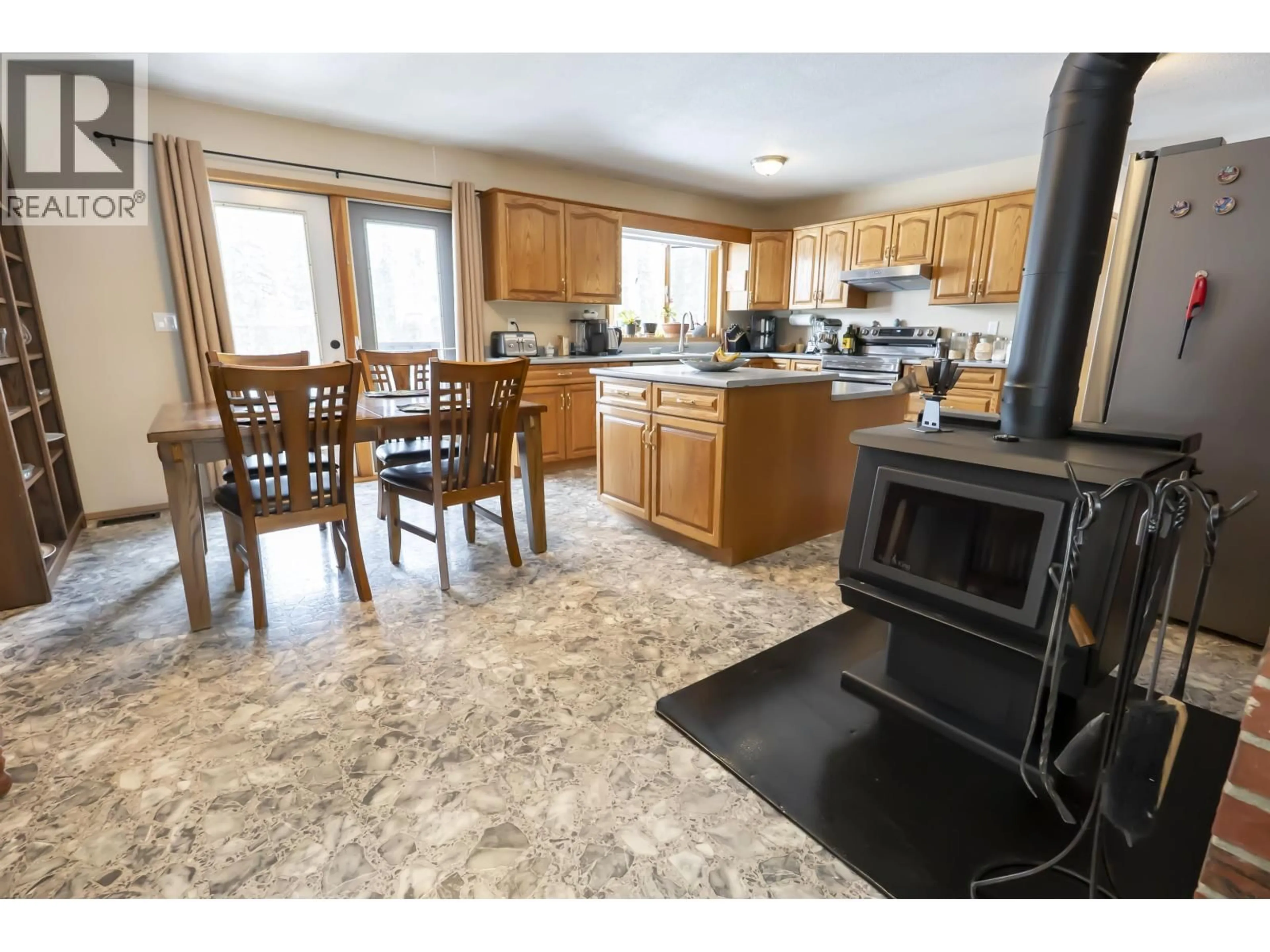 Open concept kitchen, unknown for 24985 KEEFES LANDING ROAD, South Francois British Columbia V0J1E4
