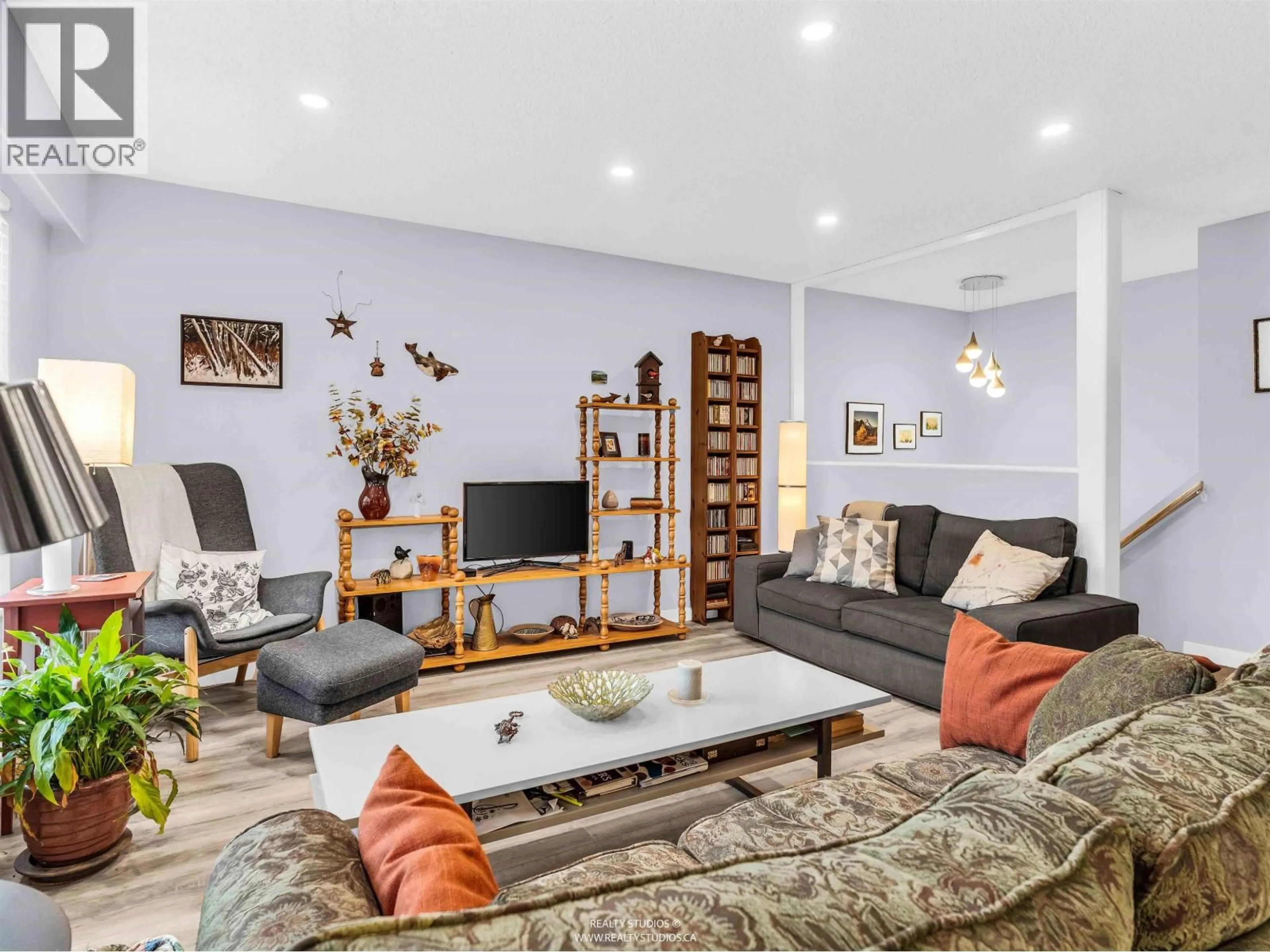 Living room with furniture, unknown for 47 - 2719 ST. MICHAEL STREET, Port Coquitlam British Columbia V3B5R4