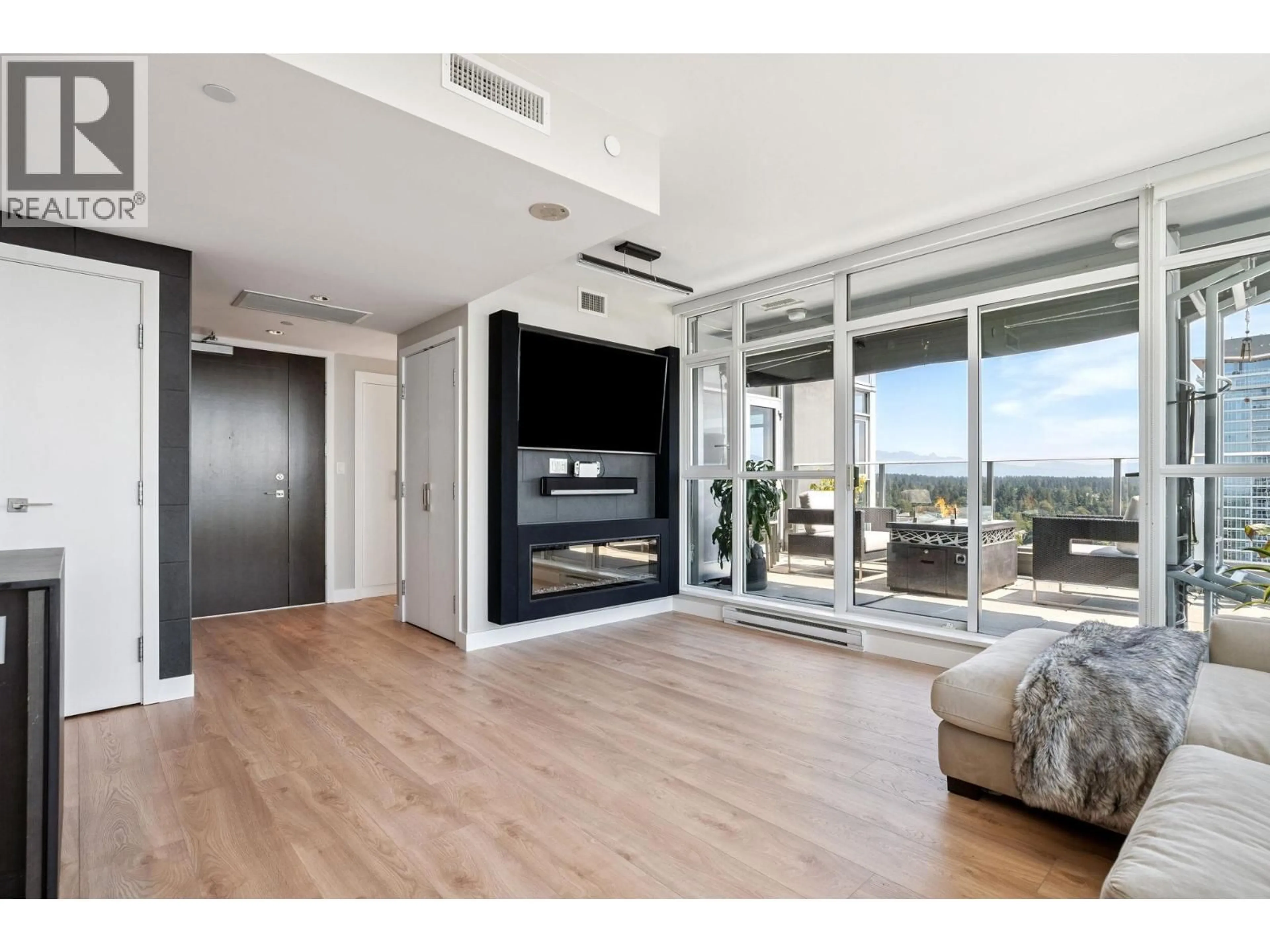 Unknown for 1905 - 958 RIDGEWAY AVENUE, Coquitlam British Columbia V3K0C5