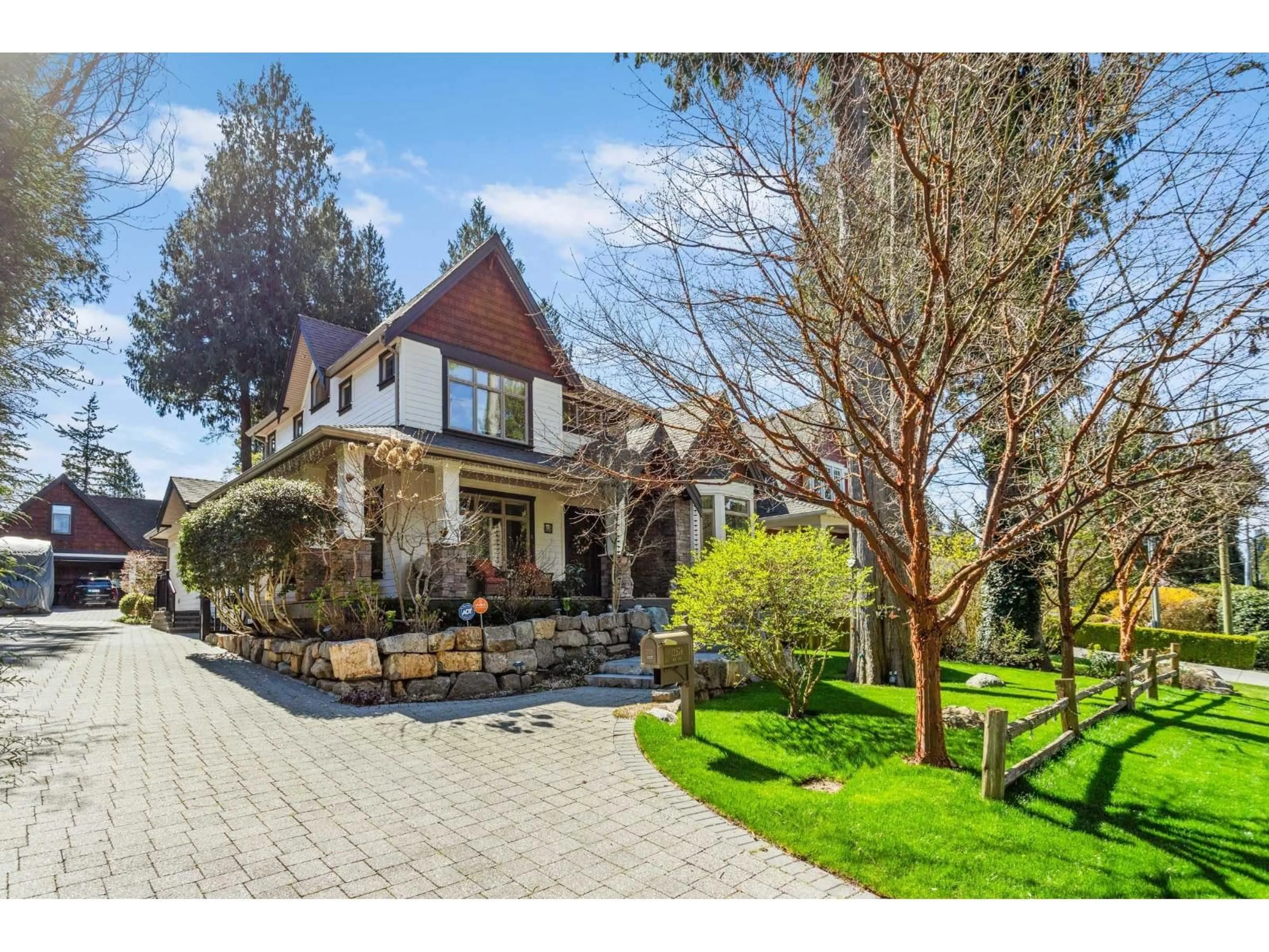 Unknown for 12576 26A AVENUE, Surrey British Columbia V4A2M2