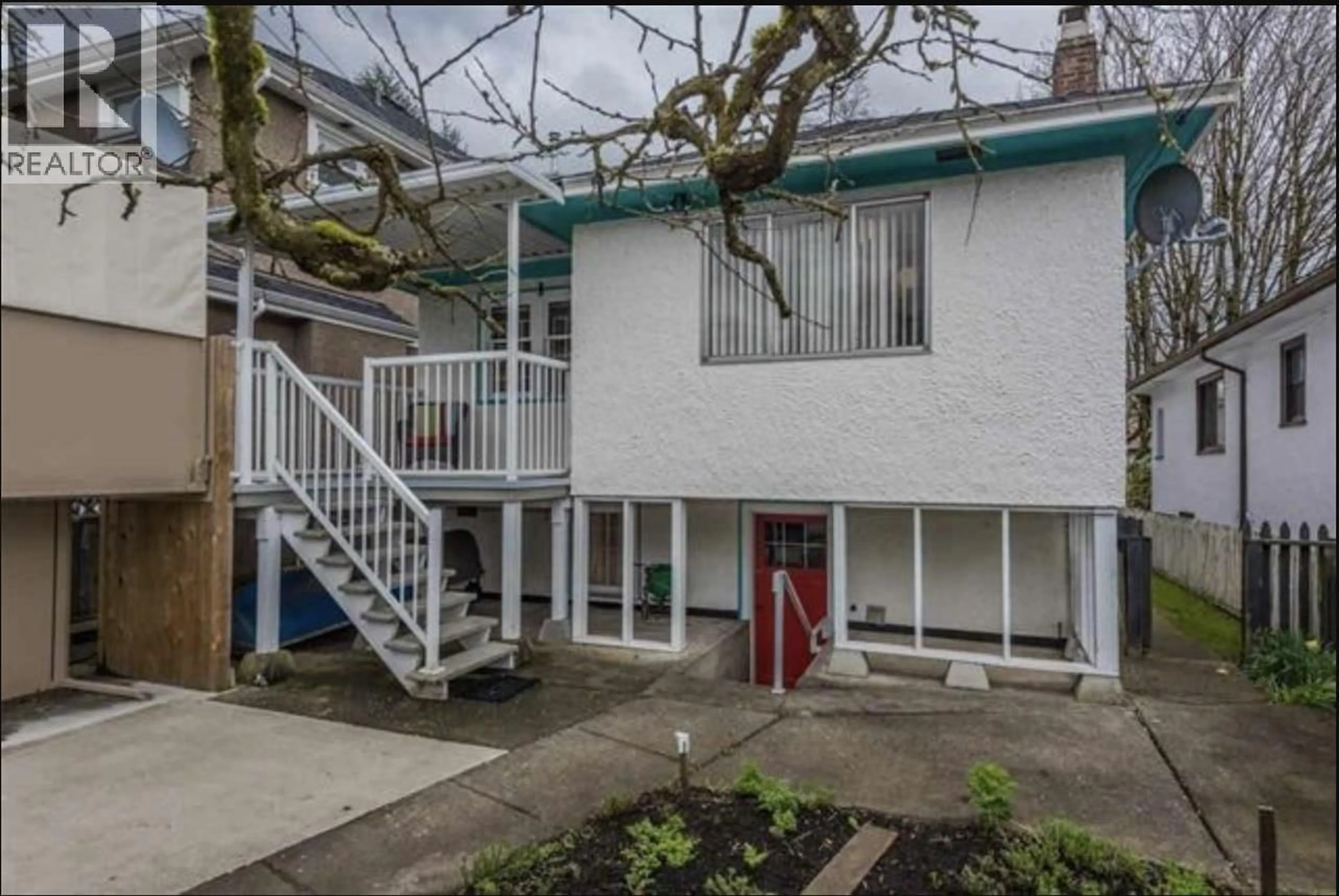 A pic from outside/outdoor area/front of a property/back of a property/a pic from drone, street for 7935 HUDSON STREET, Vancouver British Columbia V6P4L9