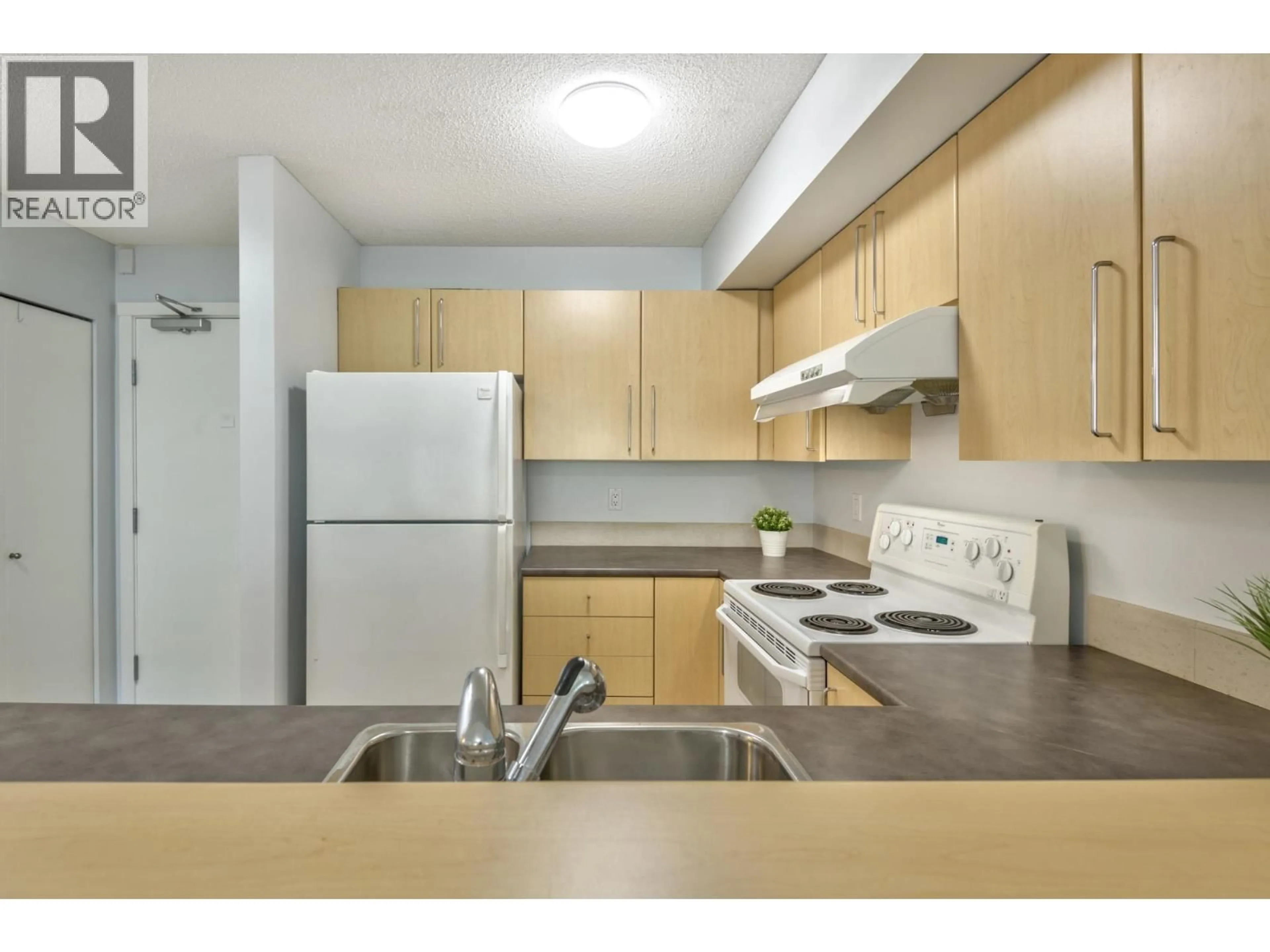 Standard kitchen, unknown for 308 - 2768 CRANBERRY DRIVE, Vancouver British Columbia V6K4V1