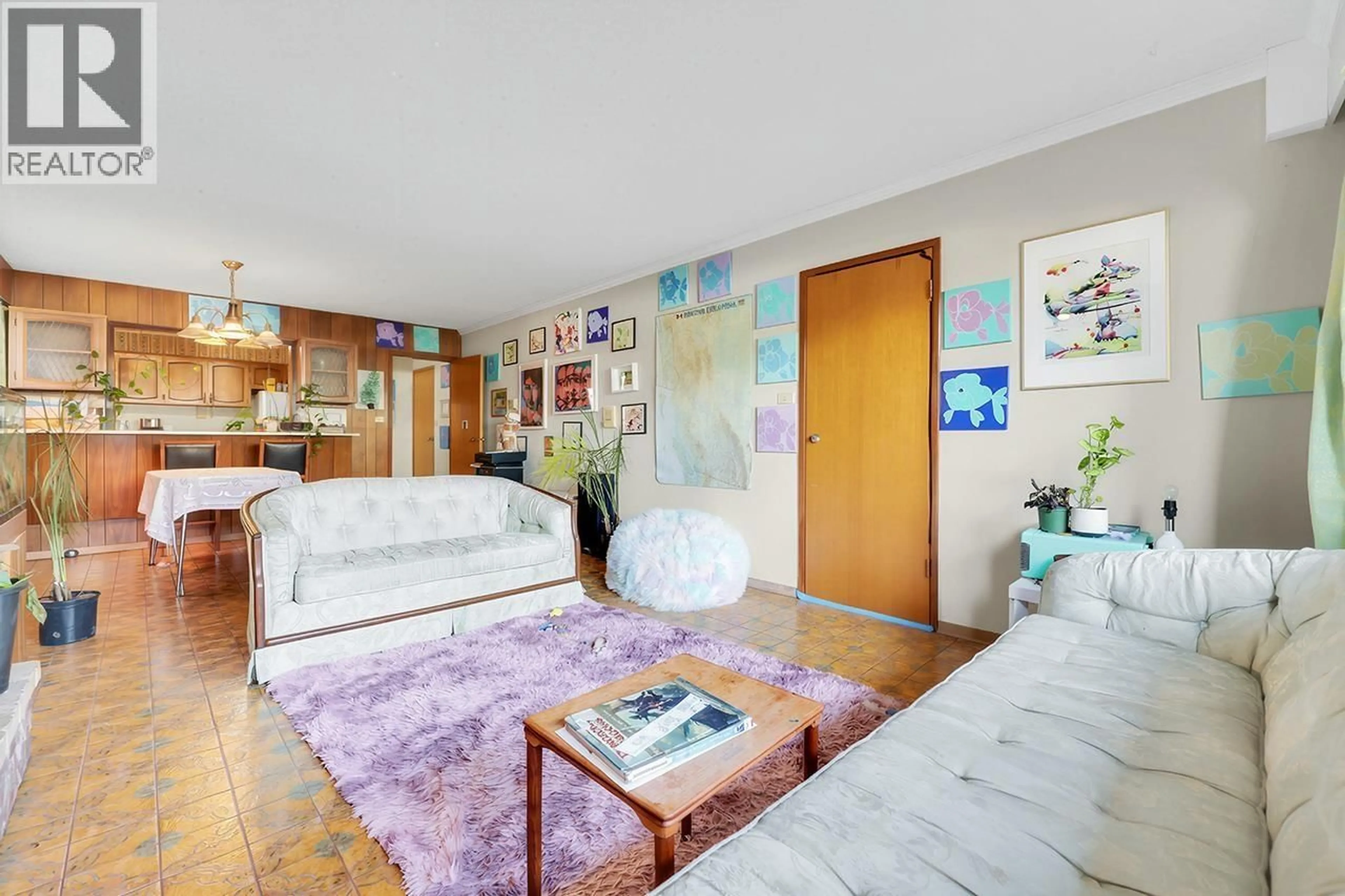 Living room with furniture, unknown for 4710 UNION STREET, Burnaby British Columbia V5C2Y4