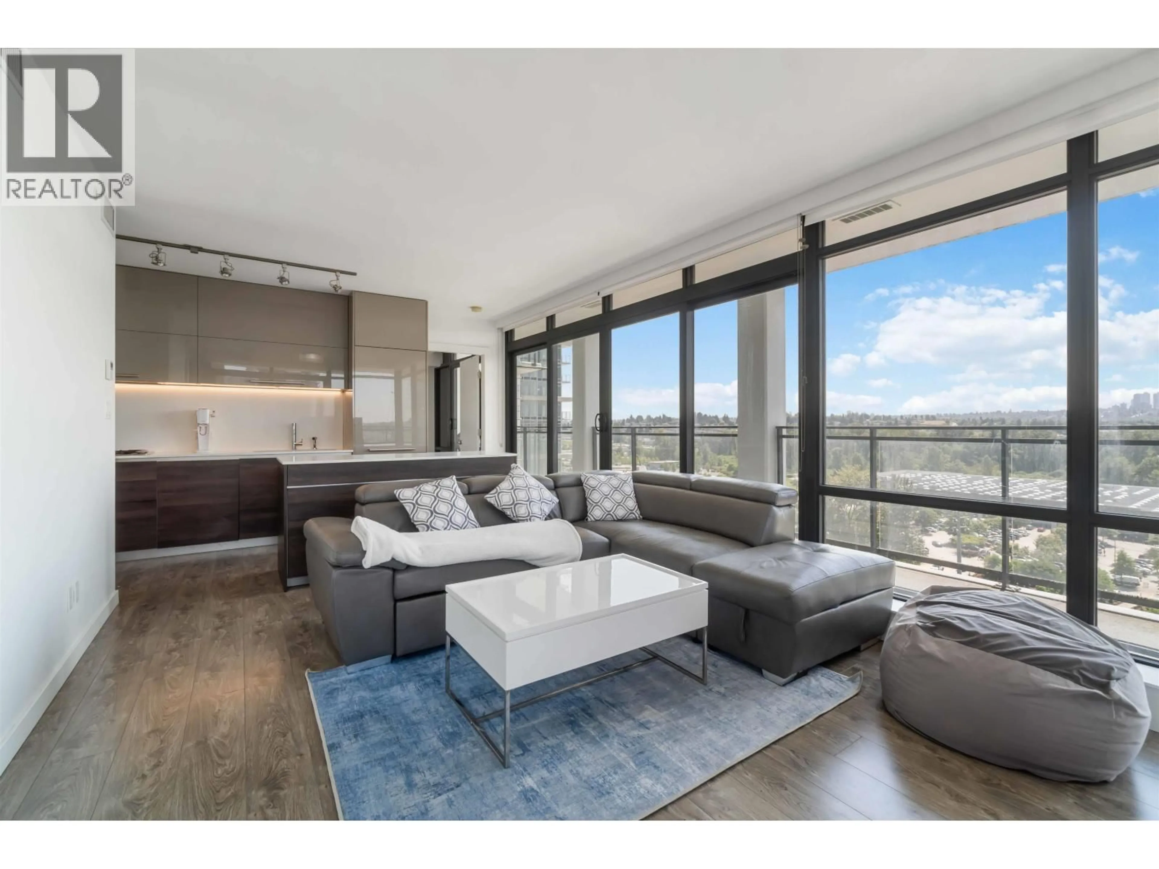 Living room with furniture, unknown for 1406 - 2378 ALPHA AVENUE, Burnaby British Columbia V5C0K2