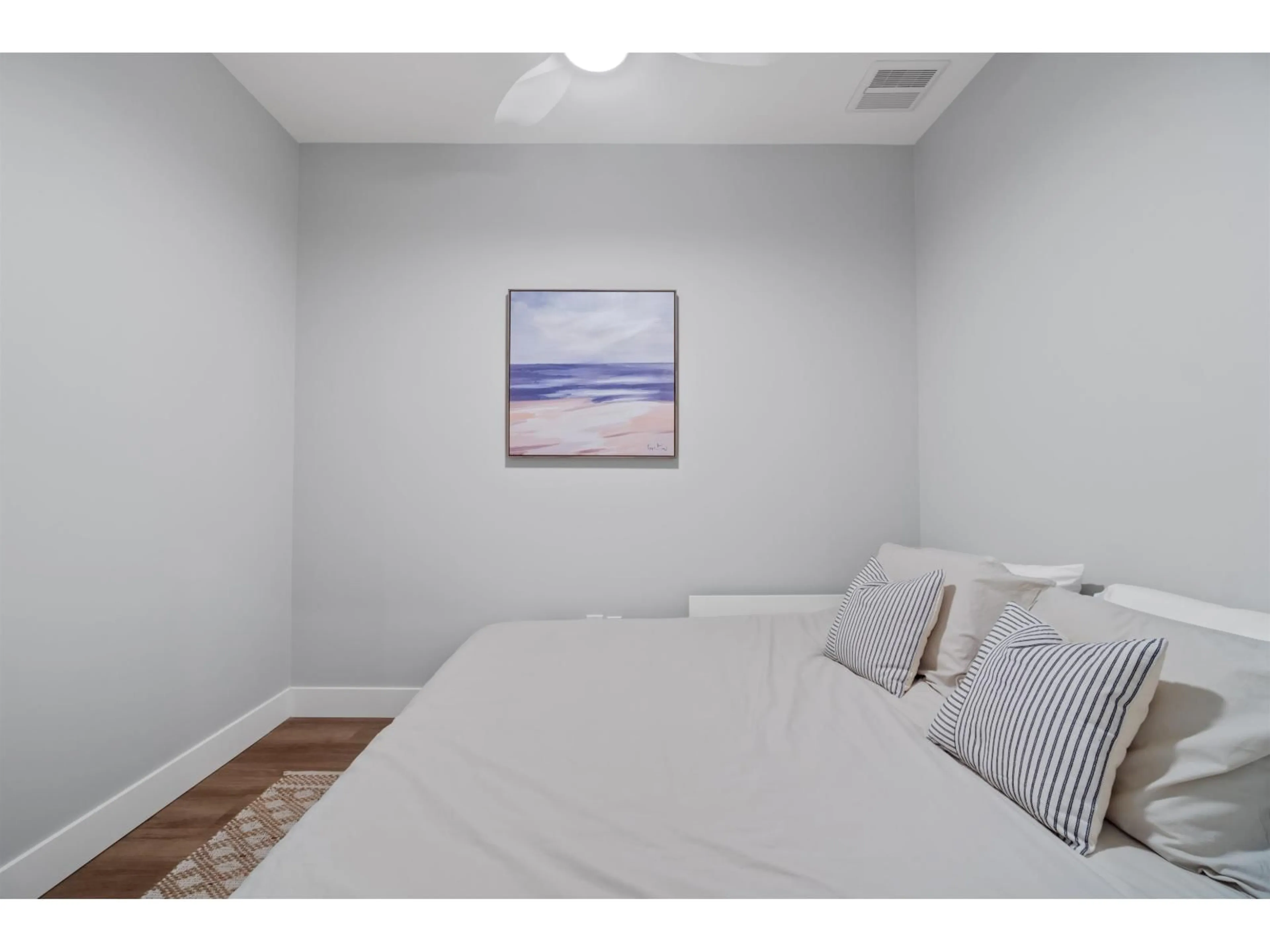 A pic of a room for 106 - 470 ESPLANADE AVENUE, Harrison Hot Springs British Columbia V0M1K0