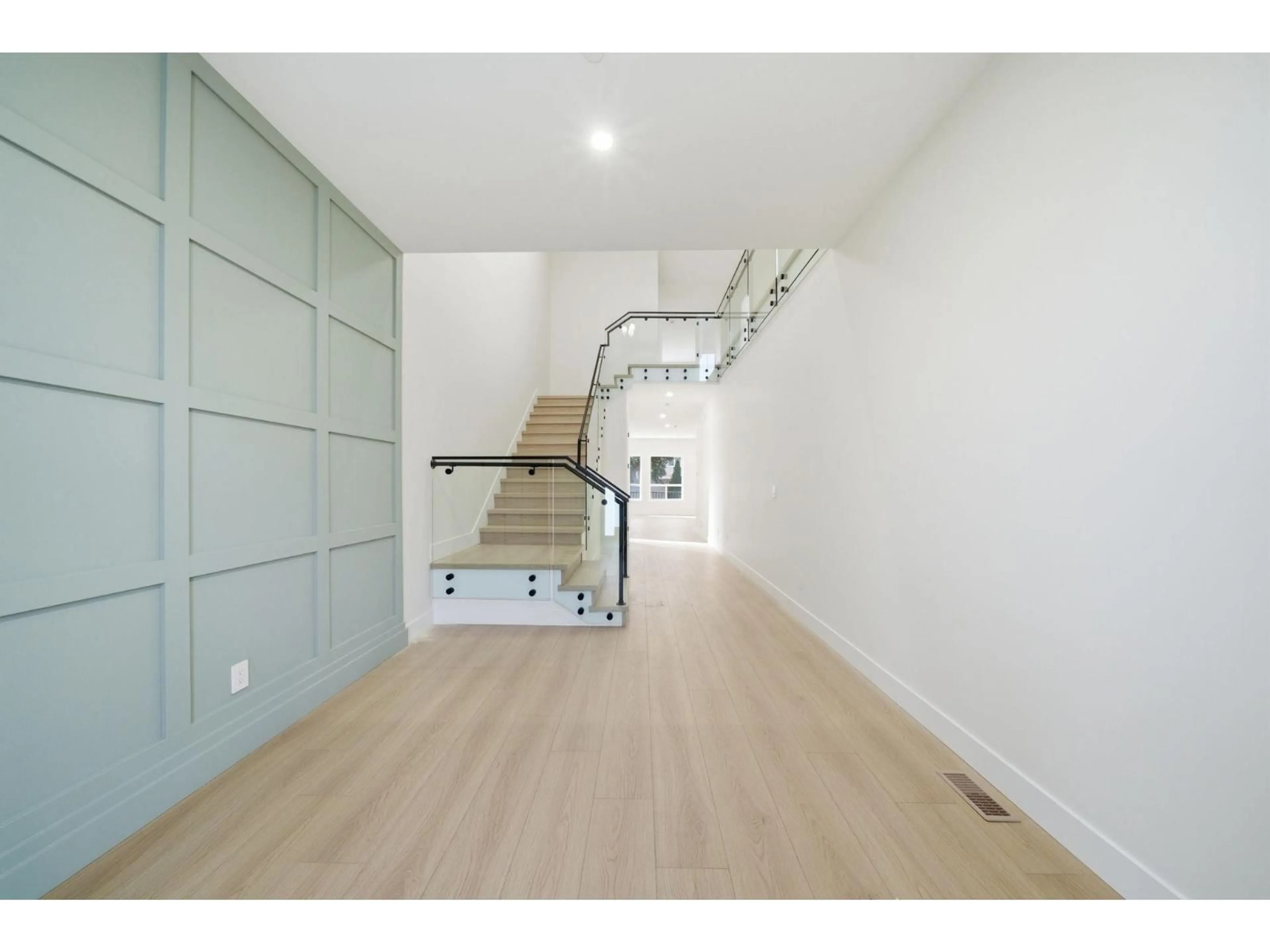 Unknown for 45130 WATSON ROAD, Chilliwack British Columbia V2R3R5