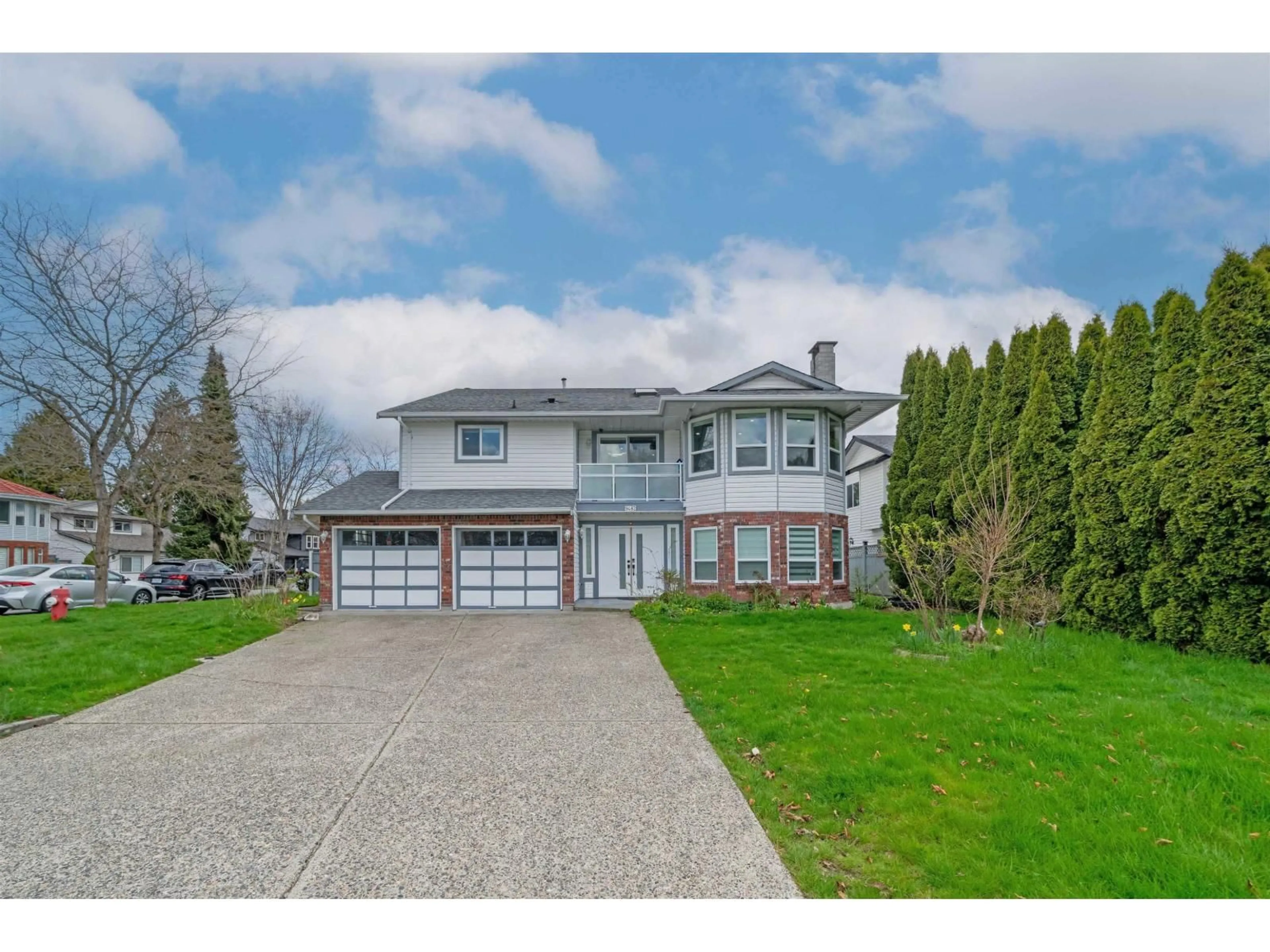 Unknown for 9482 153 STREET, Surrey British Columbia V3R9C7