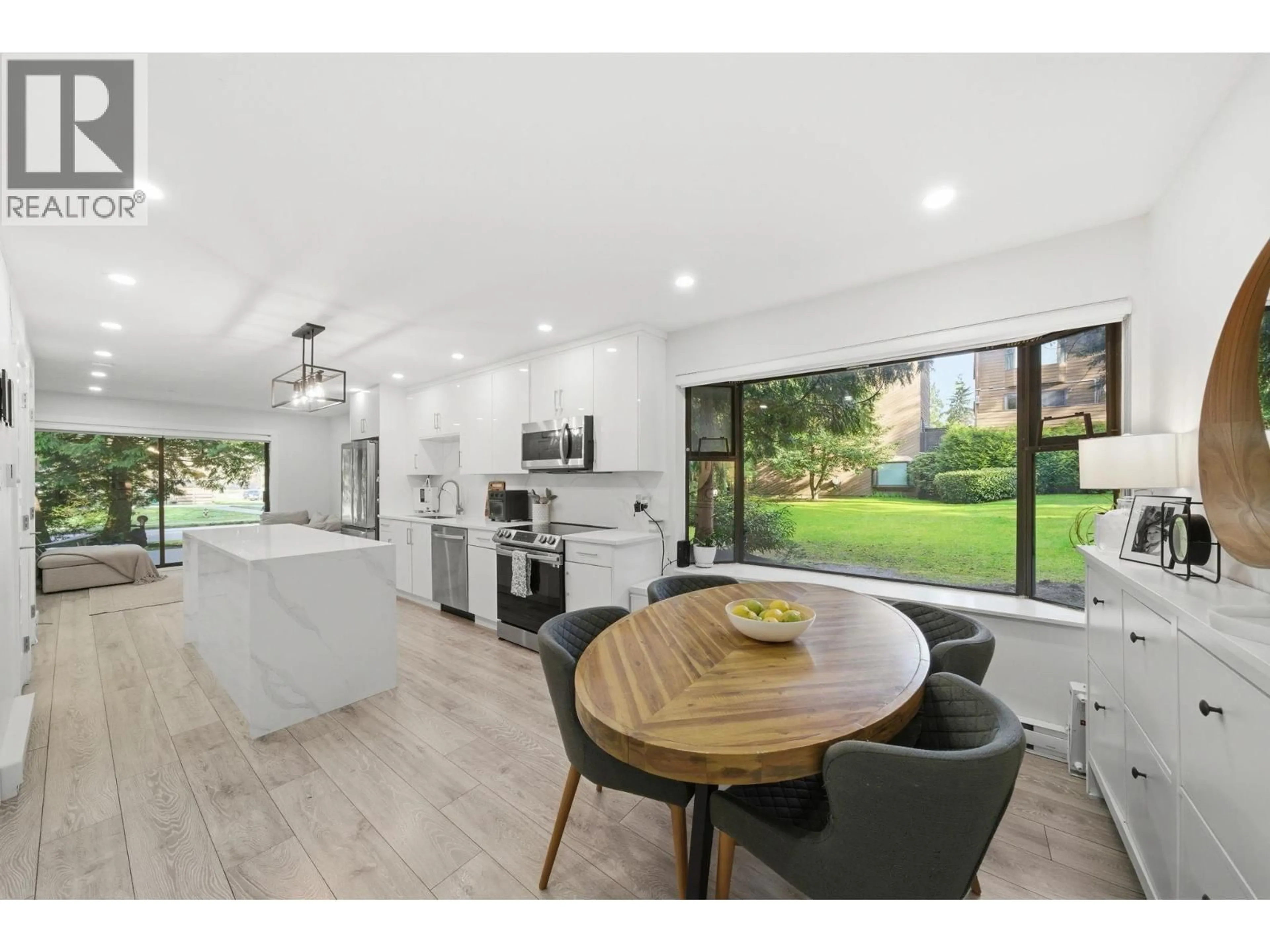 Open concept kitchen, unknown for 4328 GARDEN GROVE DRIVE, Burnaby British Columbia V5G4G6