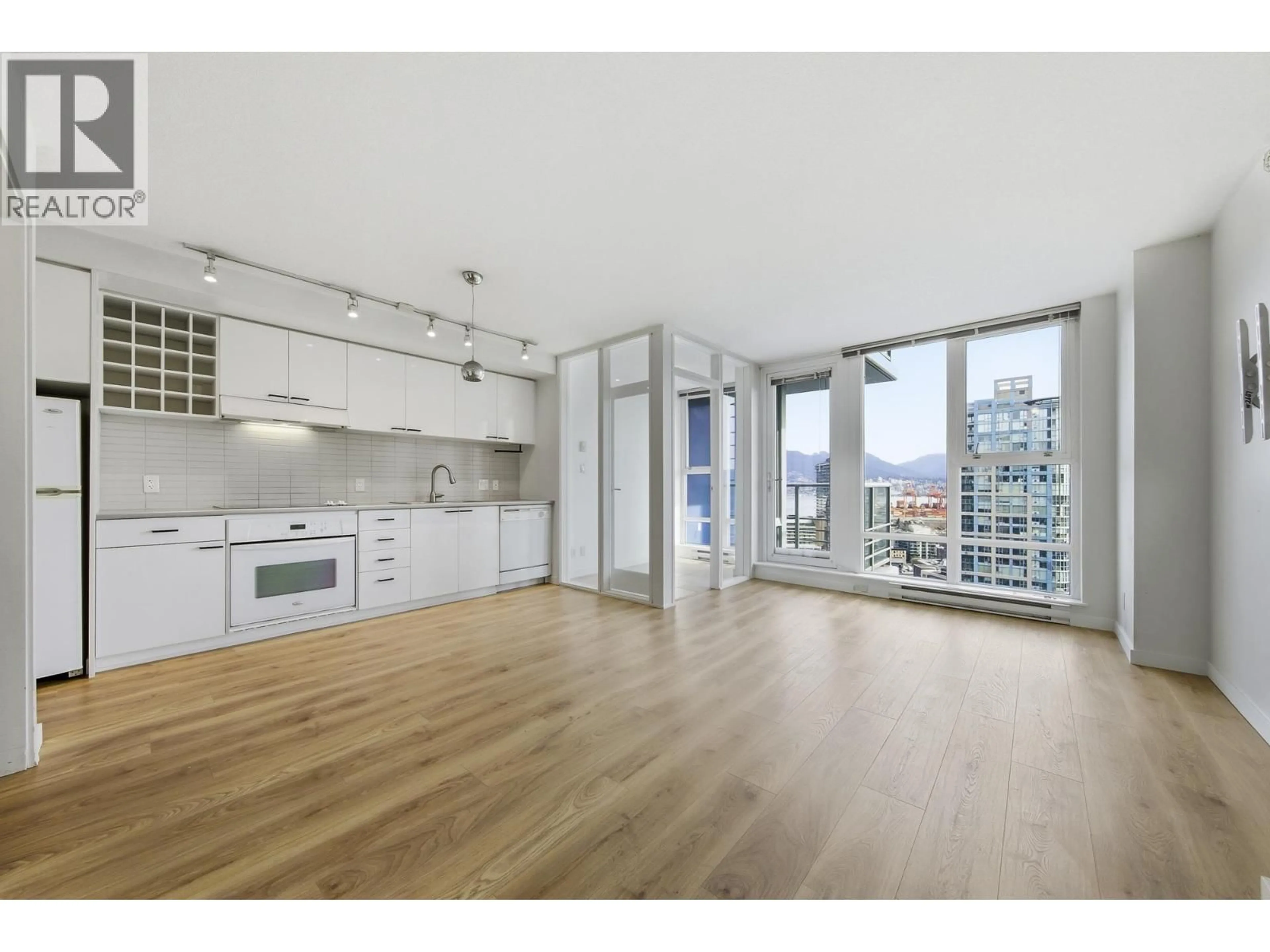 Open concept kitchen, unknown for 2607 - 602 CITADEL PARADE, Vancouver British Columbia V6B1X2