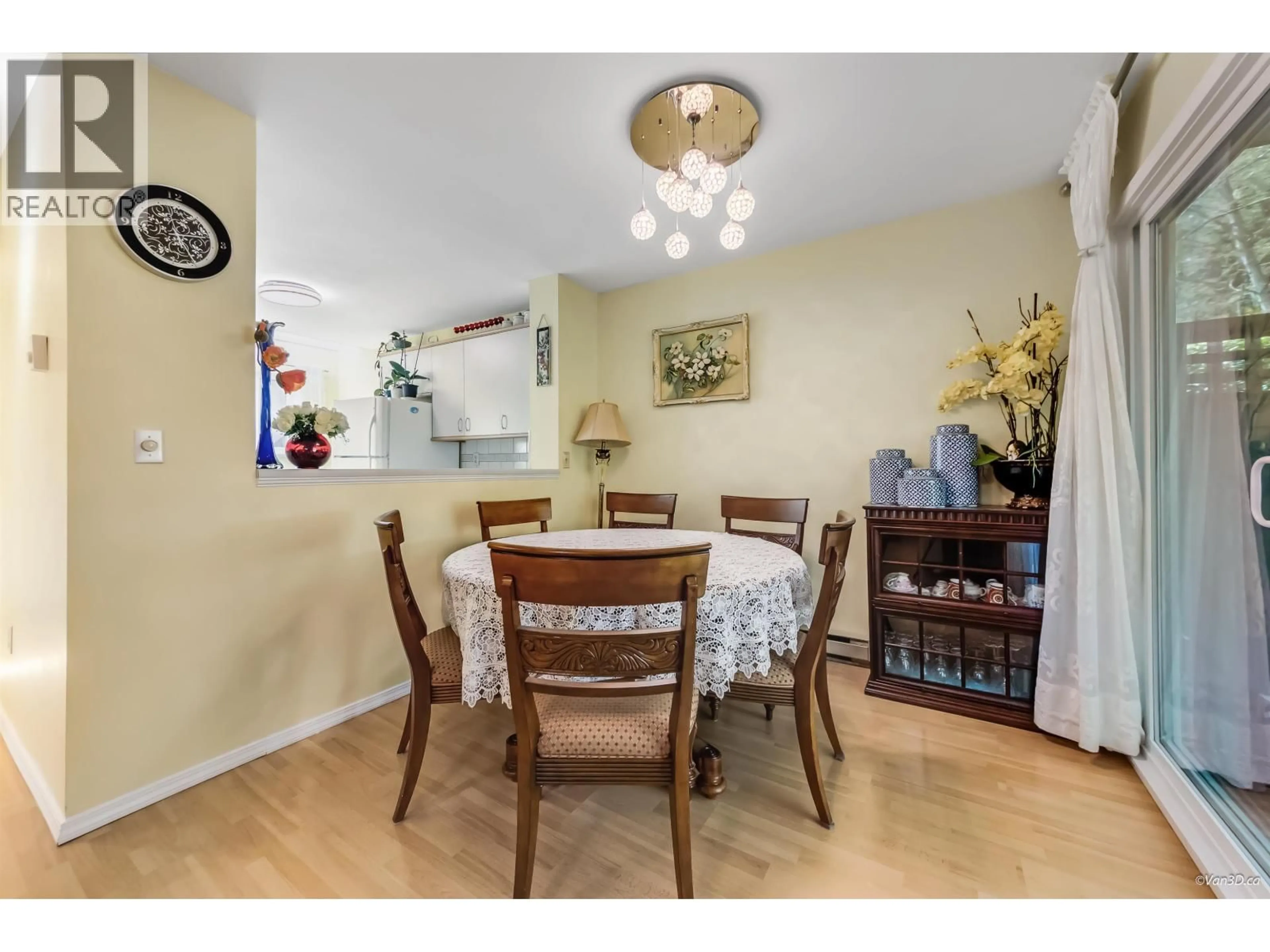 Dining room, wood/laminate floor for 22 - 2736 ATLIN PLACE, Coquitlam British Columbia V3C5T2