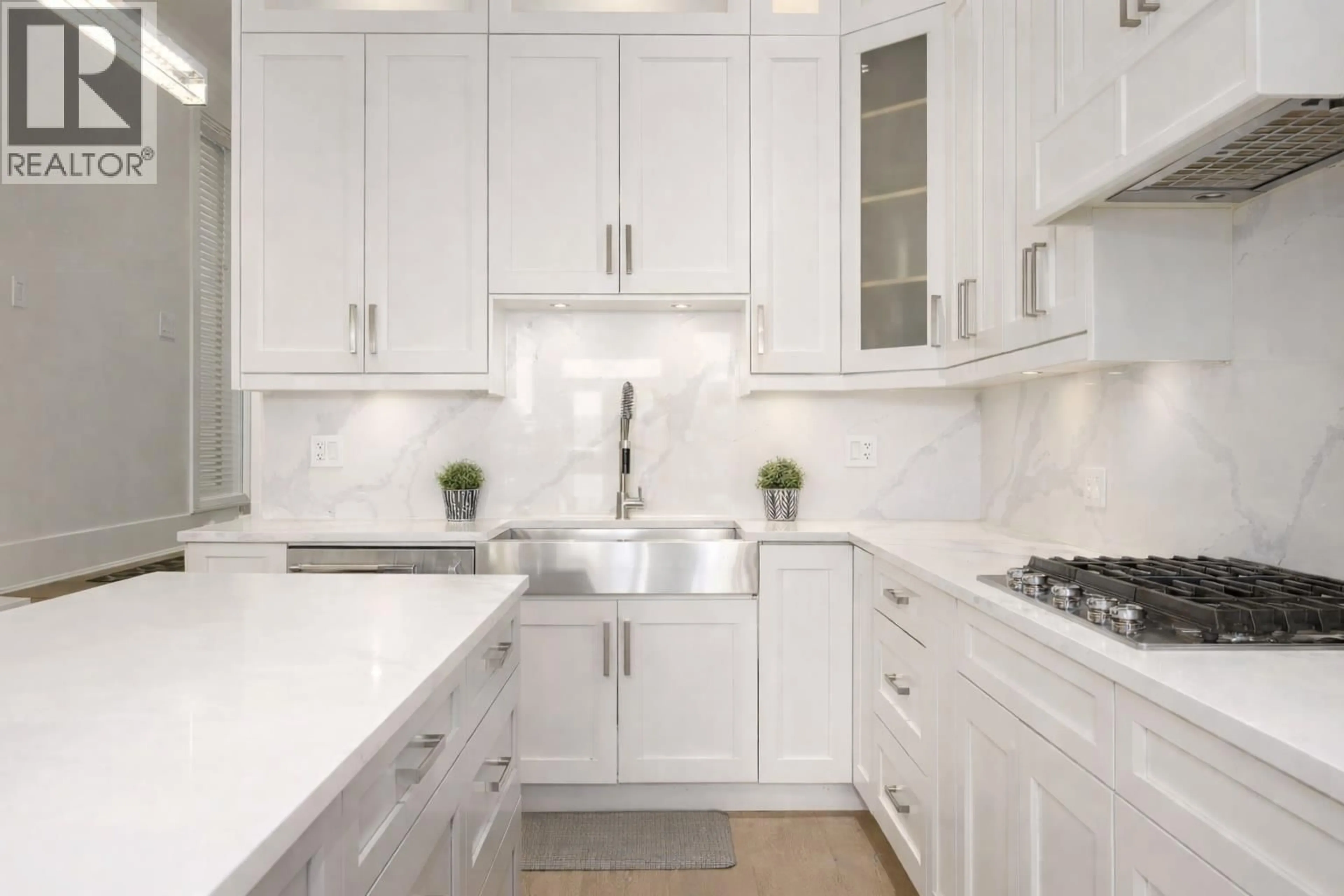 Contemporary kitchen, ceramic/tile floor for 926 DELESTRE AVENUE, Coquitlam British Columbia V3K2G6